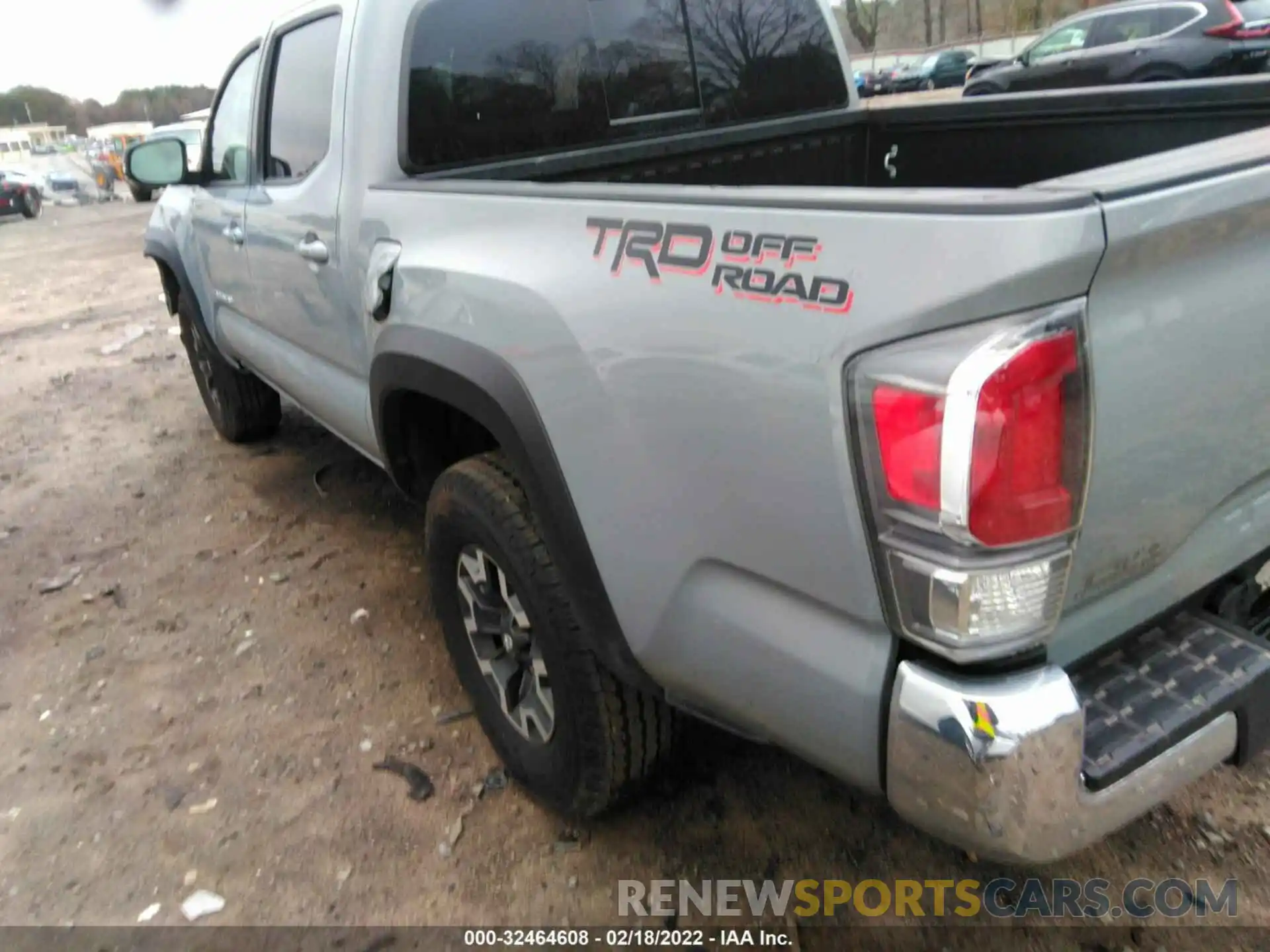 3 Photograph of a damaged car 5TFAZ5CN7MX115416 TOYOTA TACOMA 2WD 2021