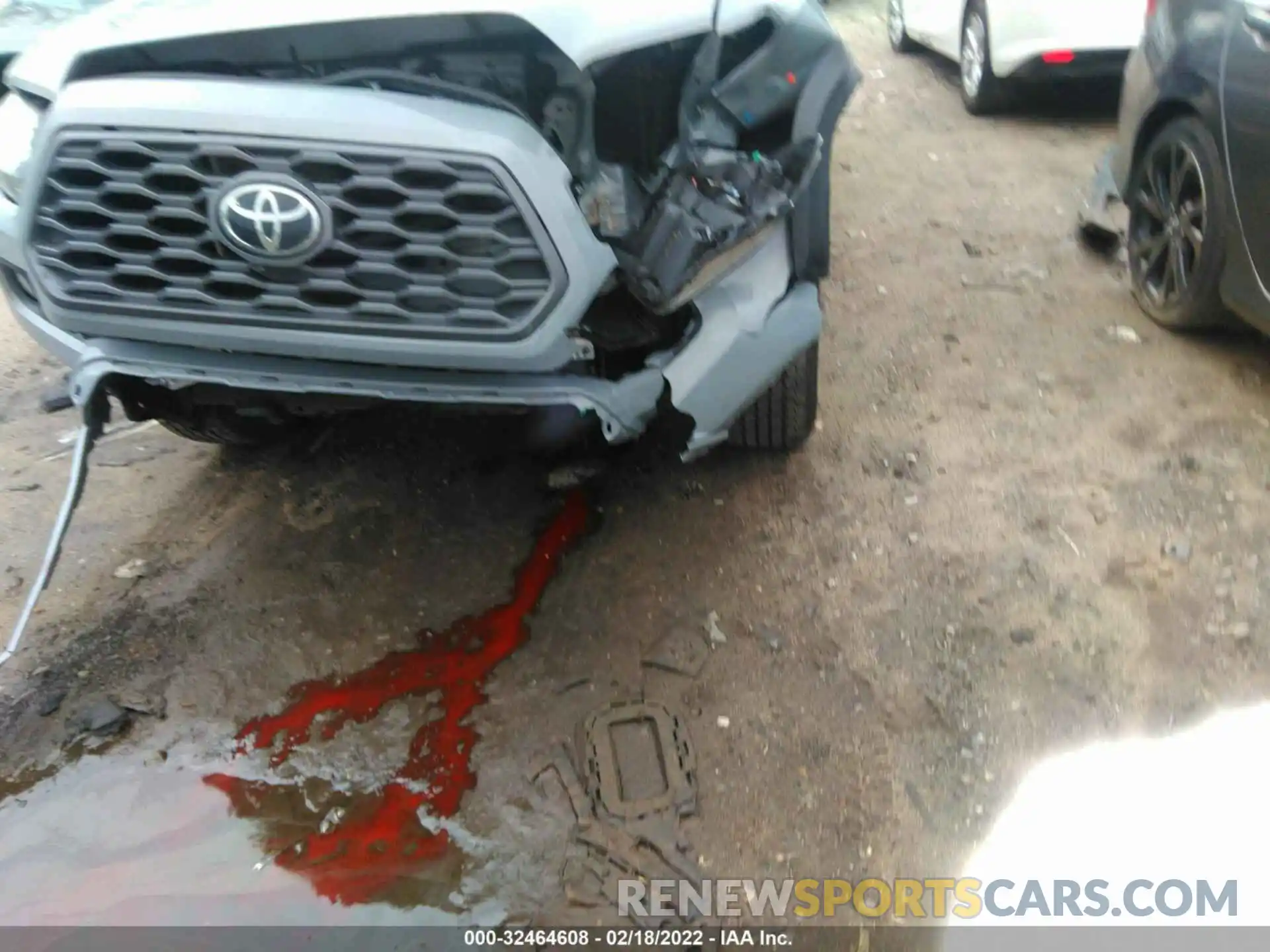 6 Photograph of a damaged car 5TFAZ5CN7MX115416 TOYOTA TACOMA 2WD 2021