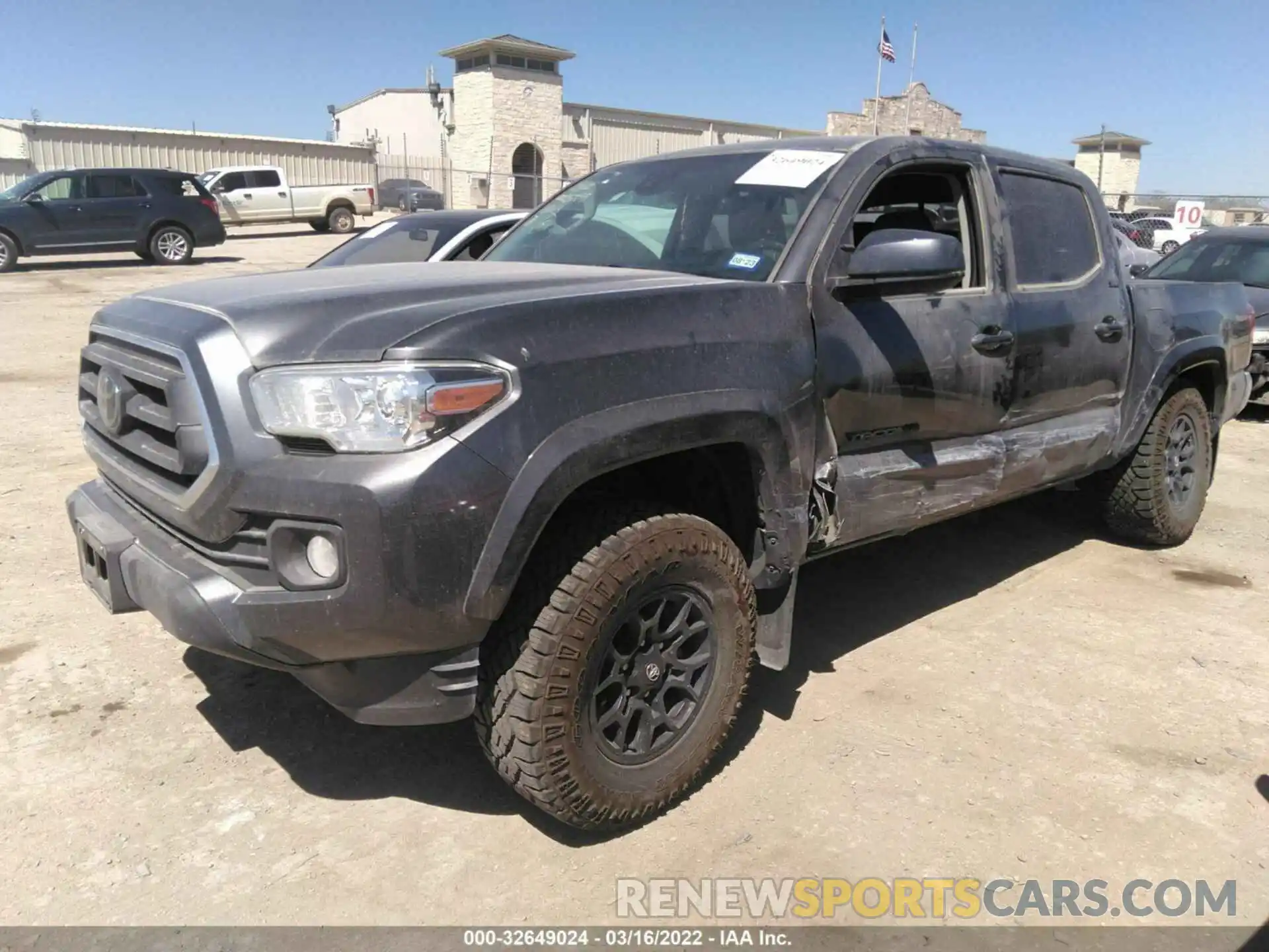 2 Photograph of a damaged car 5TFAZ5CN7MX117103 TOYOTA TACOMA 2WD 2021