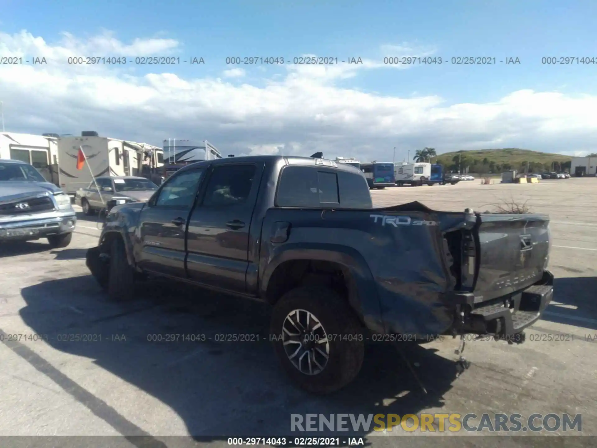 3 Photograph of a damaged car 5TFAZ5CN8MX099789 TOYOTA TACOMA 2WD 2021