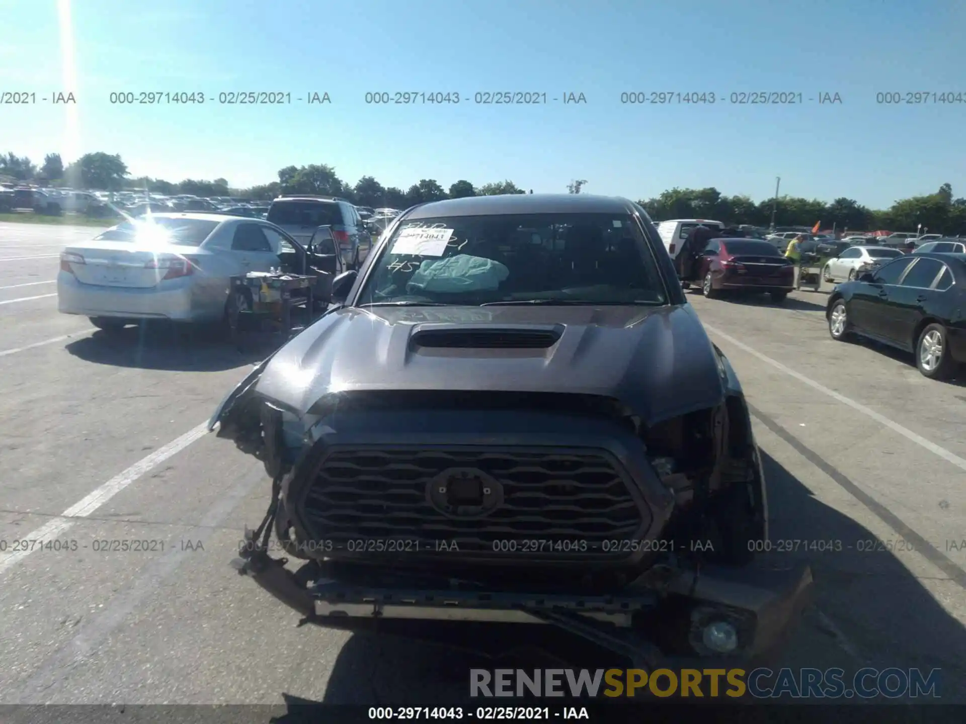 6 Photograph of a damaged car 5TFAZ5CN8MX099789 TOYOTA TACOMA 2WD 2021