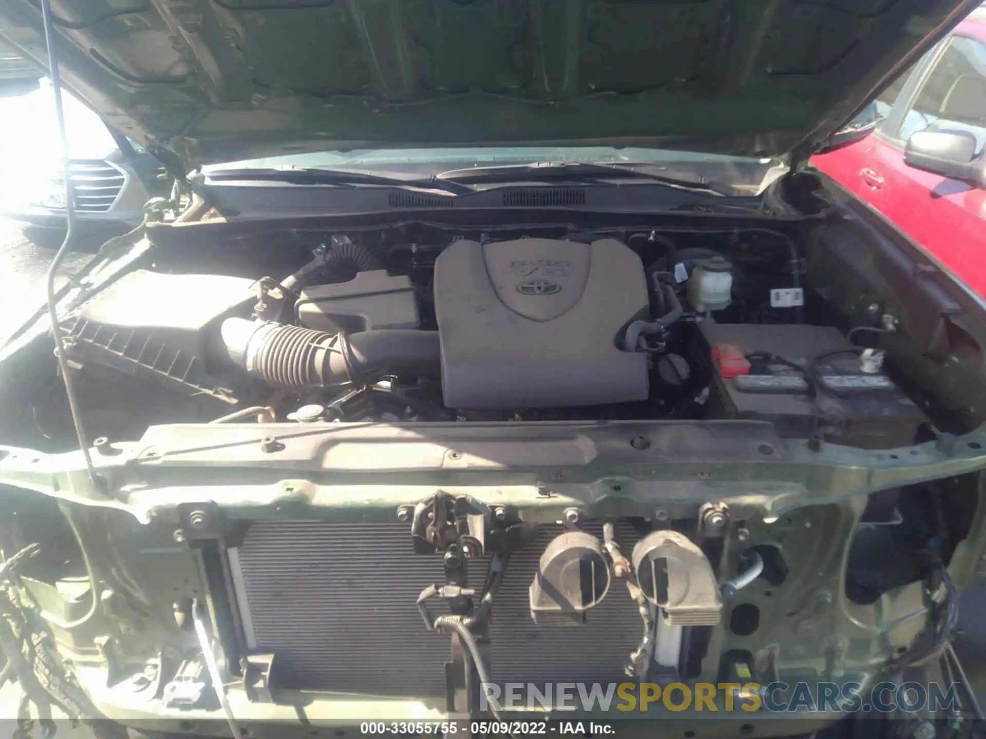 10 Photograph of a damaged car 5TFAZ5CN9MX101212 TOYOTA TACOMA 2WD 2021