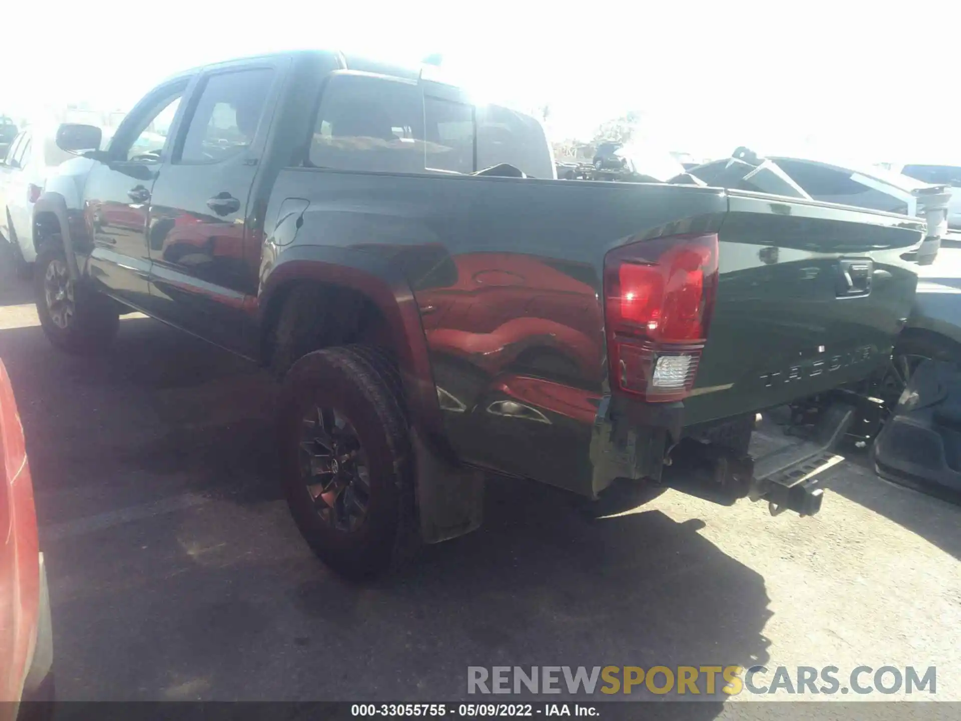 3 Photograph of a damaged car 5TFAZ5CN9MX101212 TOYOTA TACOMA 2WD 2021