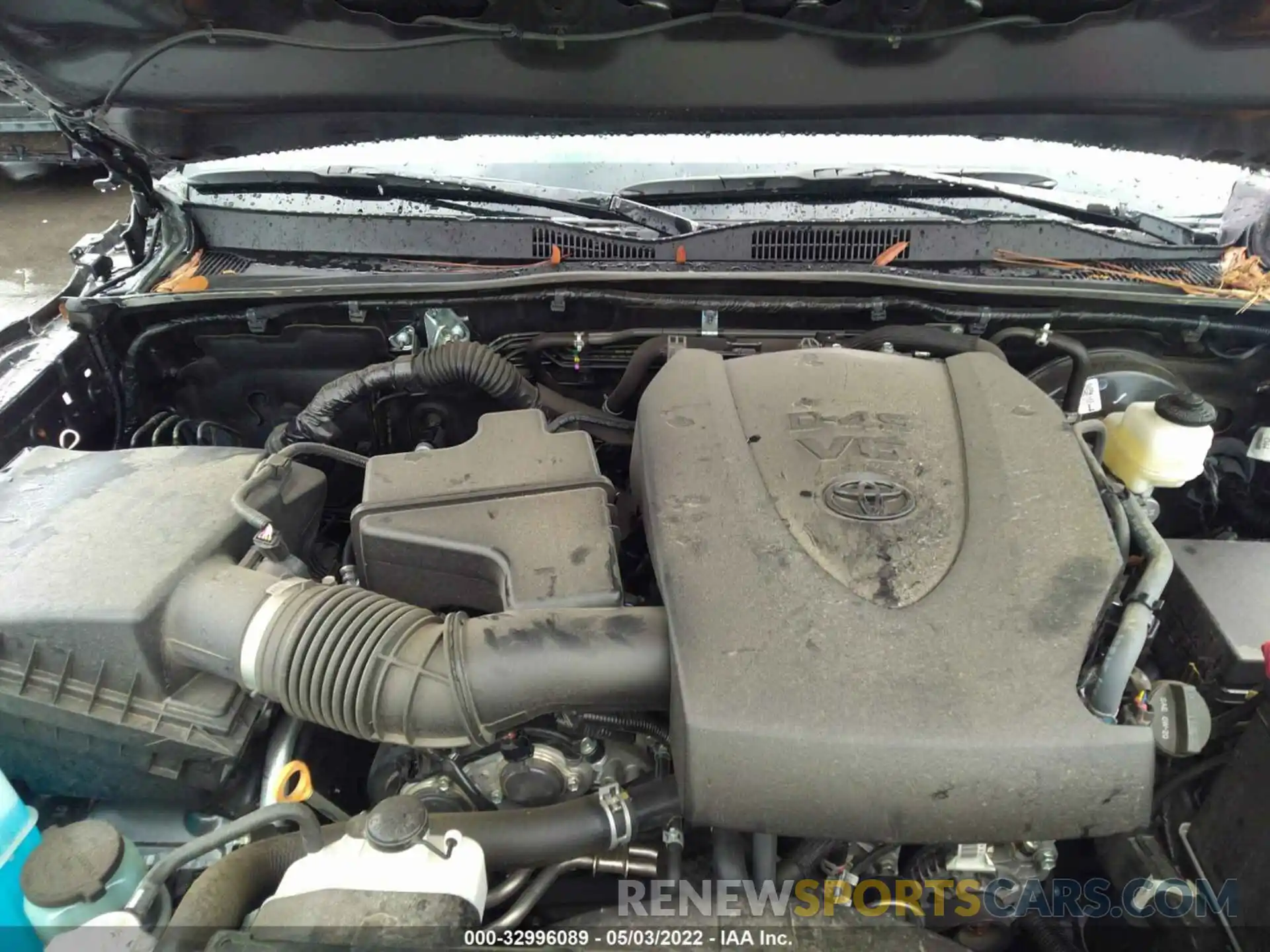 10 Photograph of a damaged car 5TFAZ5CN9MX102733 TOYOTA TACOMA 2WD 2021