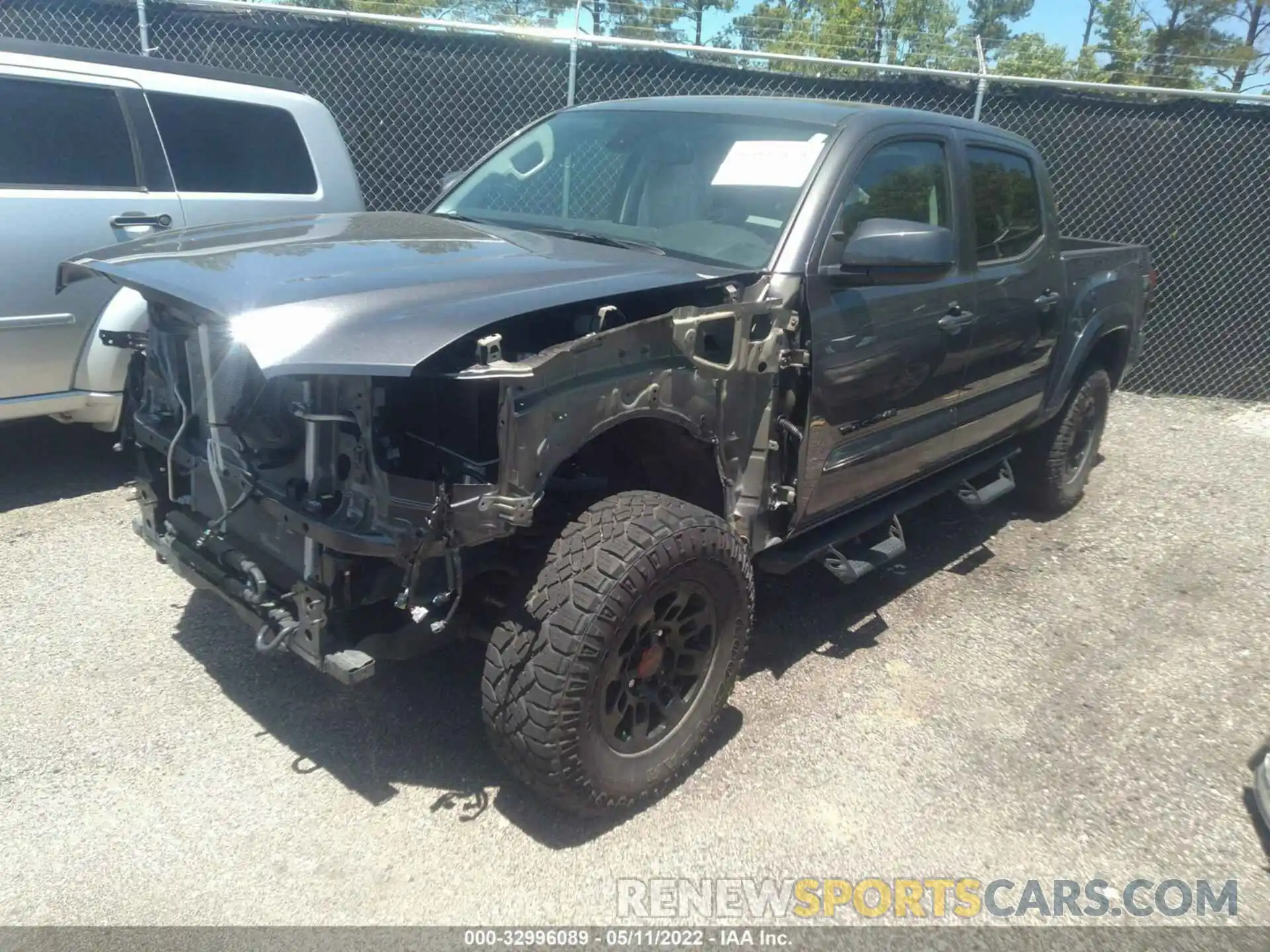 2 Photograph of a damaged car 5TFAZ5CN9MX102733 TOYOTA TACOMA 2WD 2021