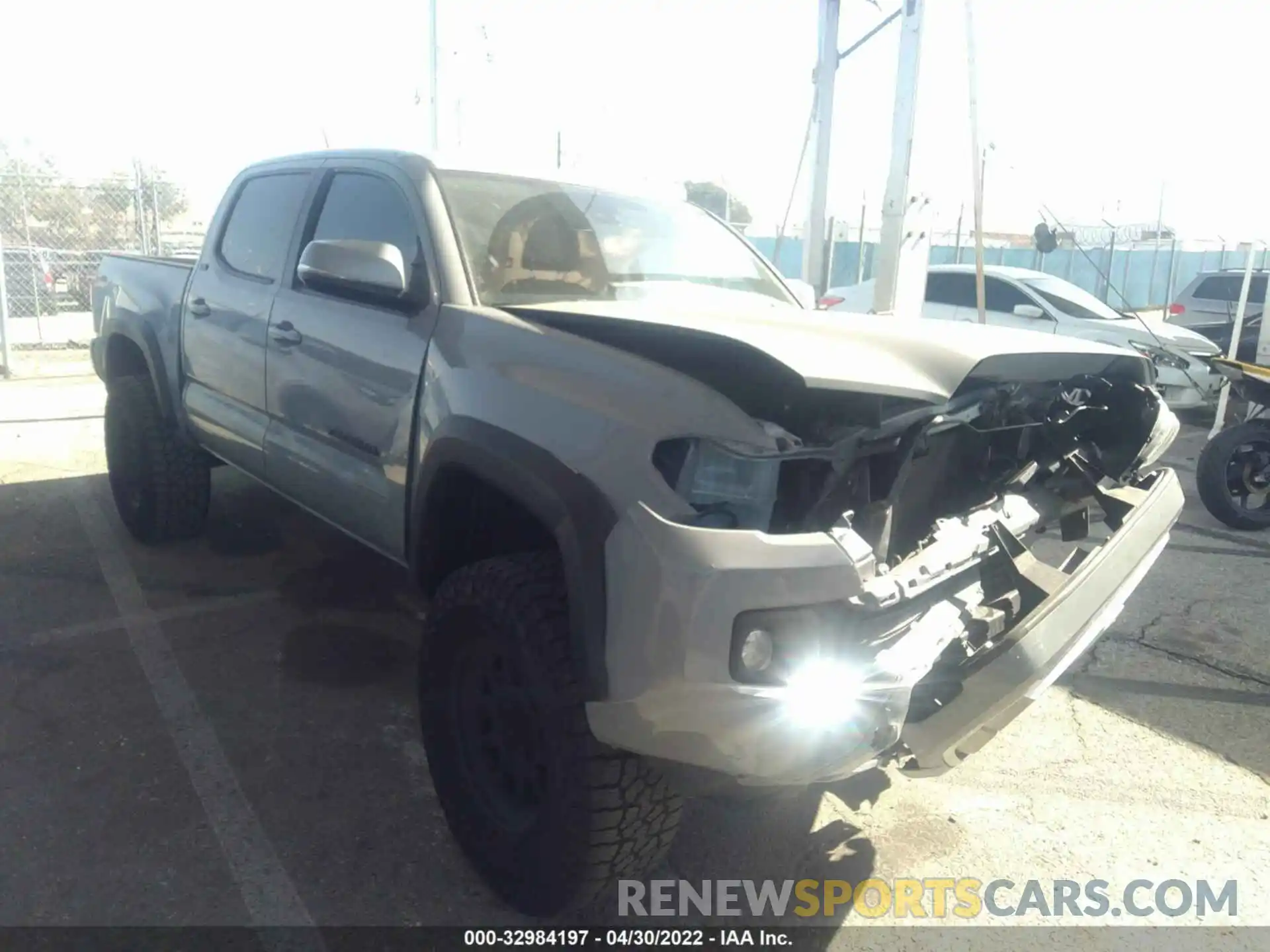 1 Photograph of a damaged car 5TFAZ5CN9MX102831 TOYOTA TACOMA 2WD 2021