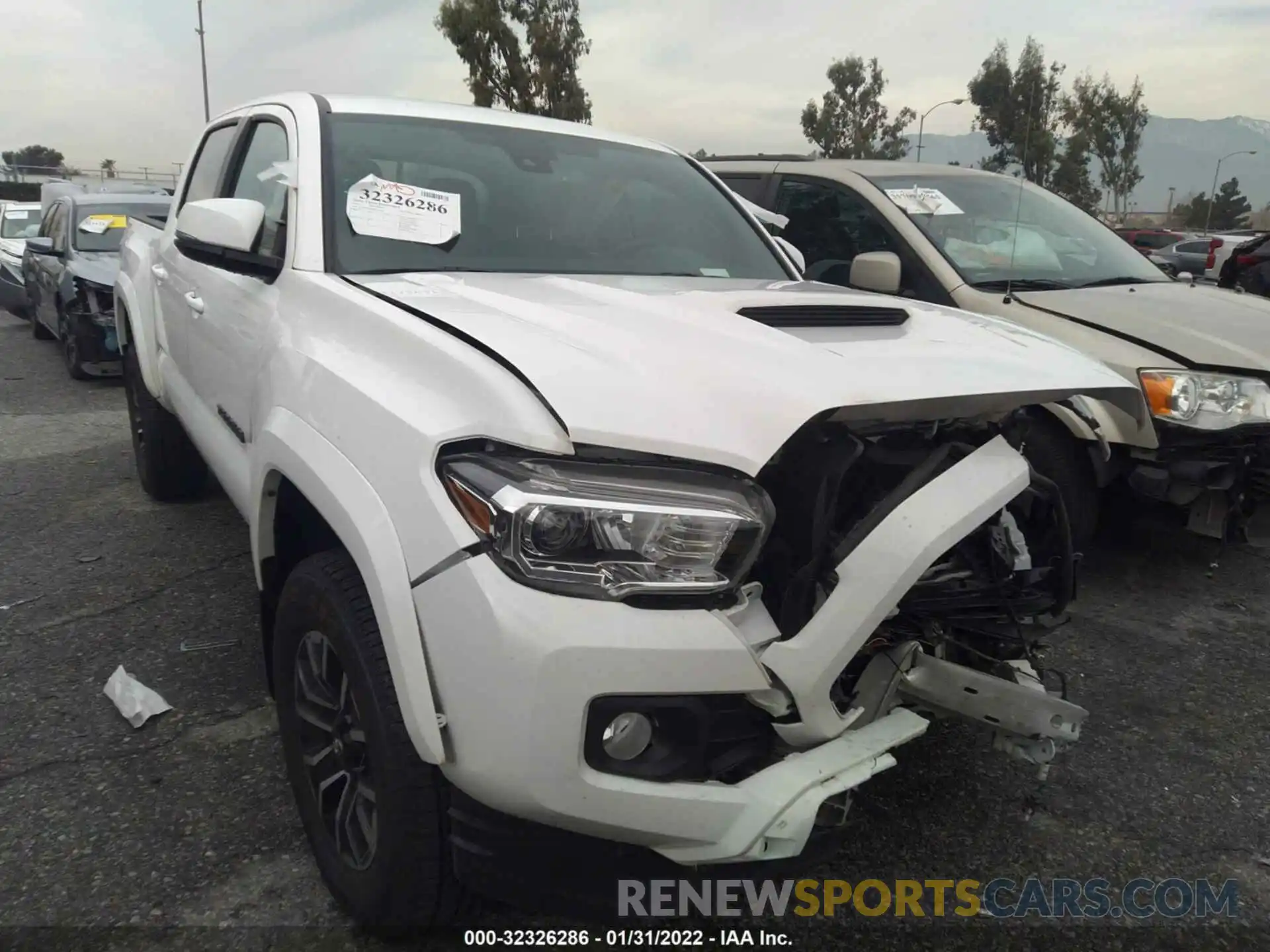 1 Photograph of a damaged car 5TFAZ5CN9MX111299 TOYOTA TACOMA 2WD 2021