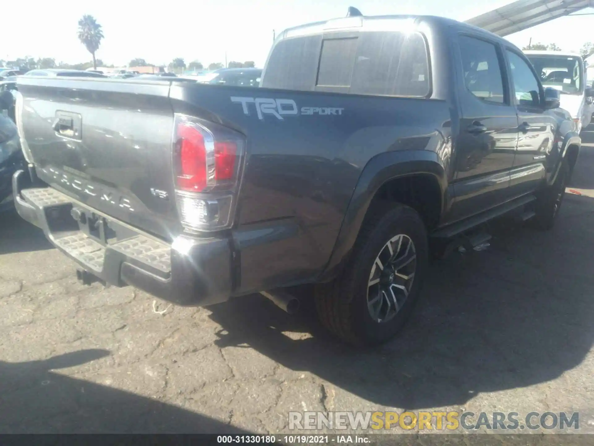 4 Photograph of a damaged car 5TFAZ5CN9MX111691 TOYOTA TACOMA 2WD 2021