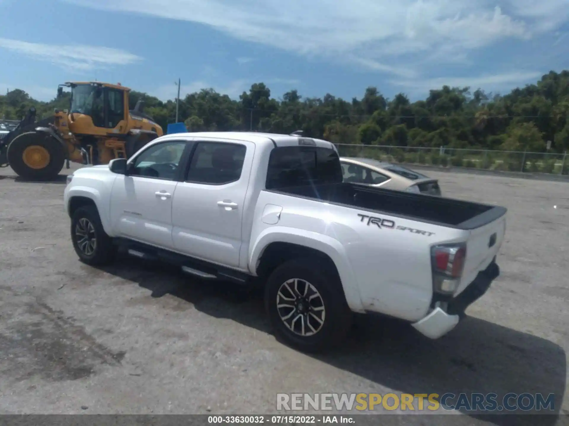 3 Photograph of a damaged car 5TFAZ5CN9MX113263 TOYOTA TACOMA 2WD 2021