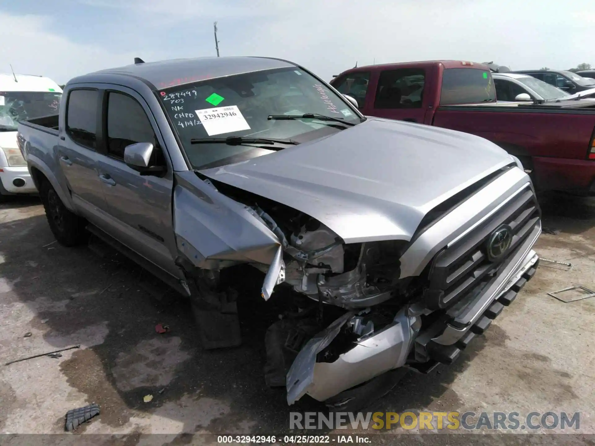 1 Photograph of a damaged car 5TFAZ5CN9MX114526 TOYOTA TACOMA 2WD 2021