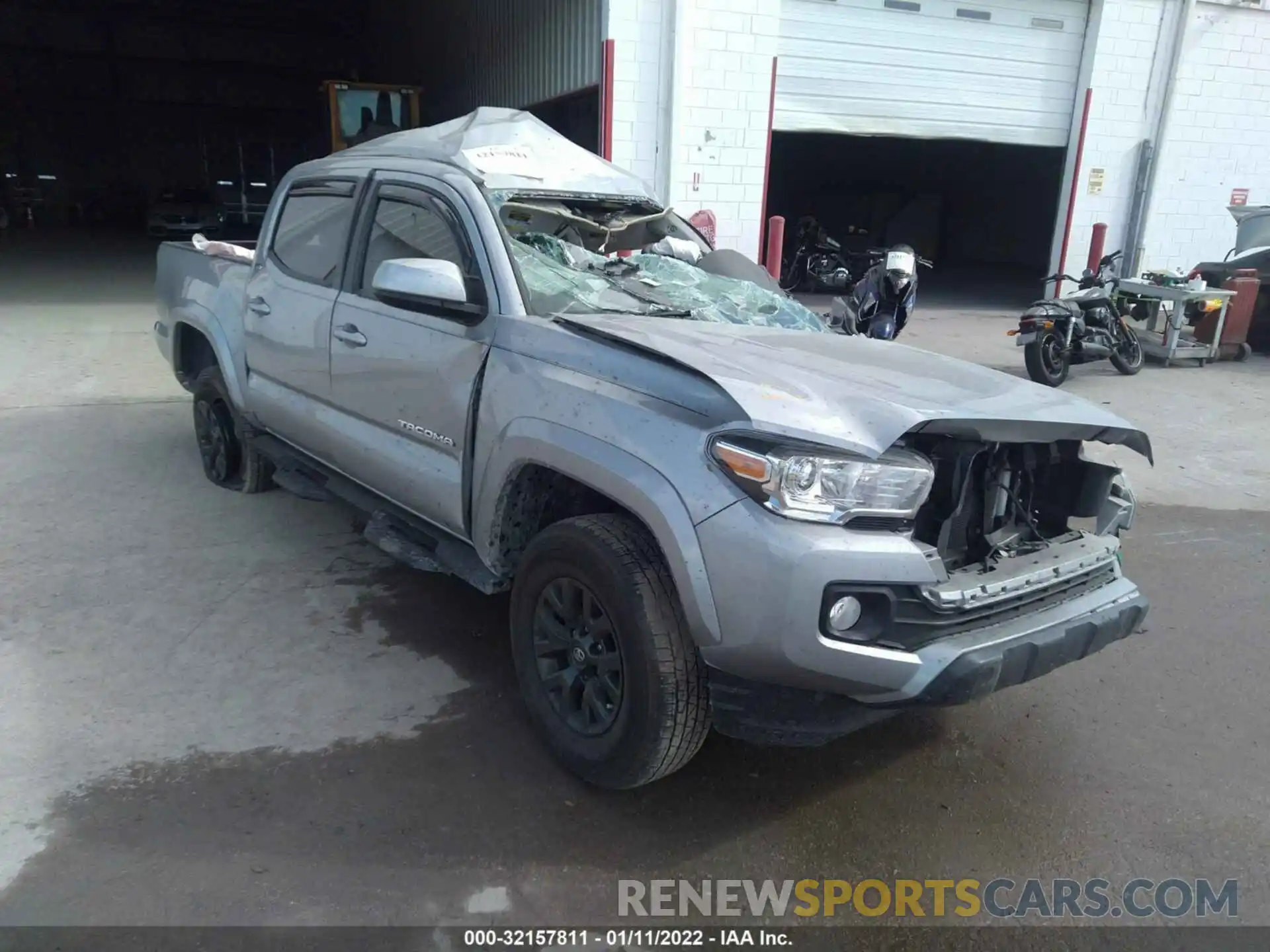 1 Photograph of a damaged car 5TFAZ5CNXMX099762 TOYOTA TACOMA 2WD 2021