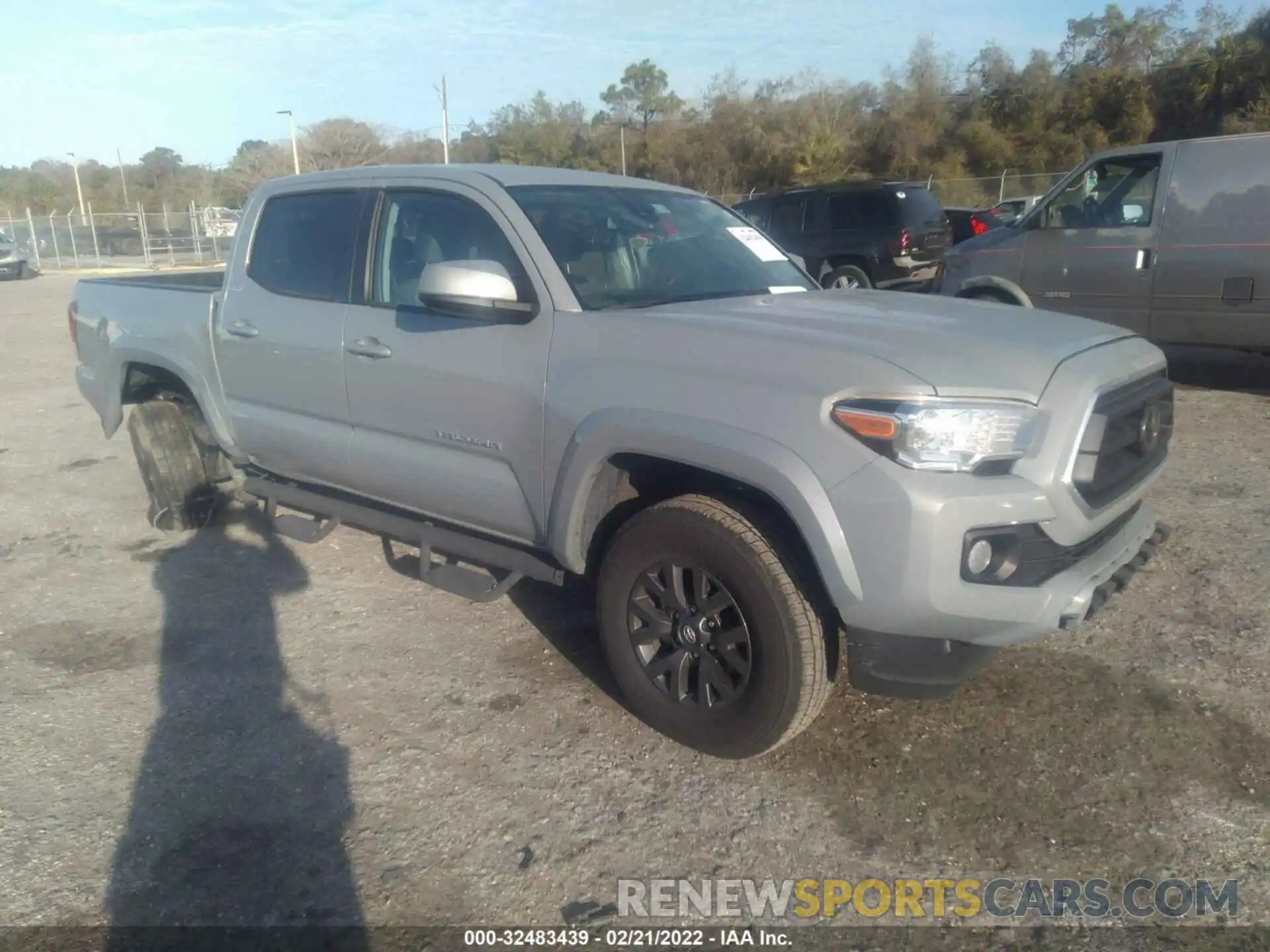 1 Photograph of a damaged car 5TFAZ5CNXMX100778 TOYOTA TACOMA 2WD 2021