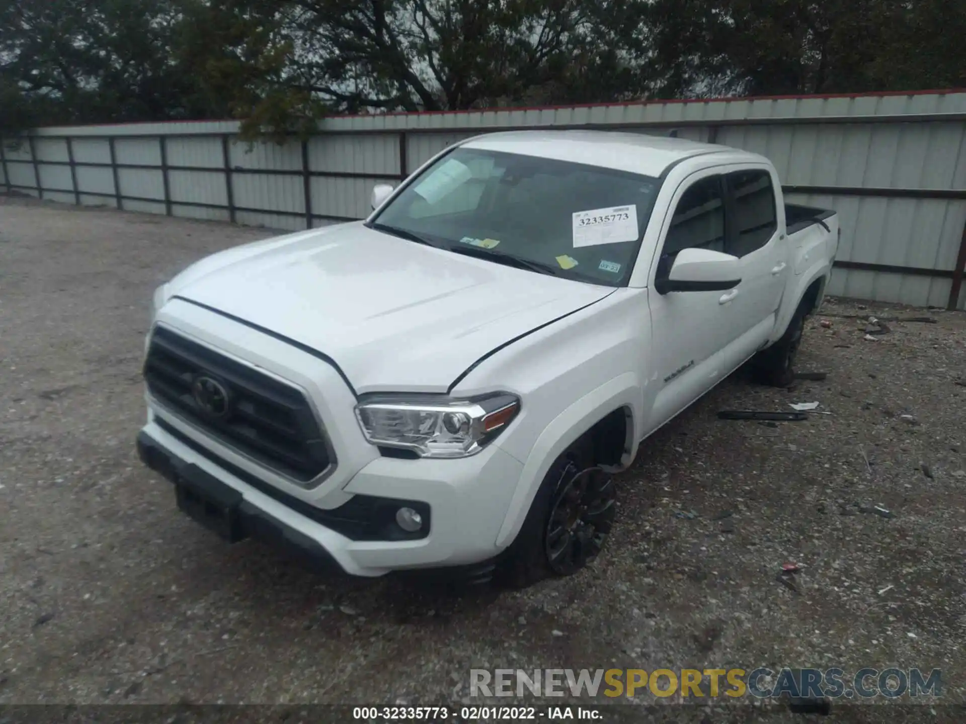 2 Photograph of a damaged car 5TFAZ5CNXMX105642 TOYOTA TACOMA 2WD 2021