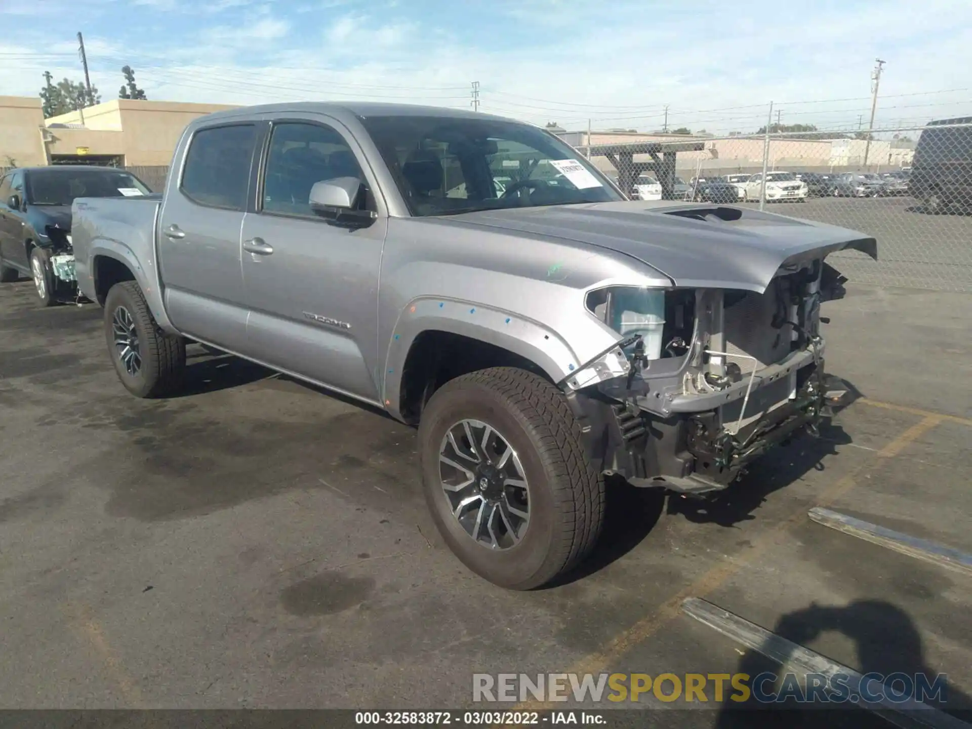 1 Photograph of a damaged car 5TFAZ5CNXMX117645 TOYOTA TACOMA 2WD 2021