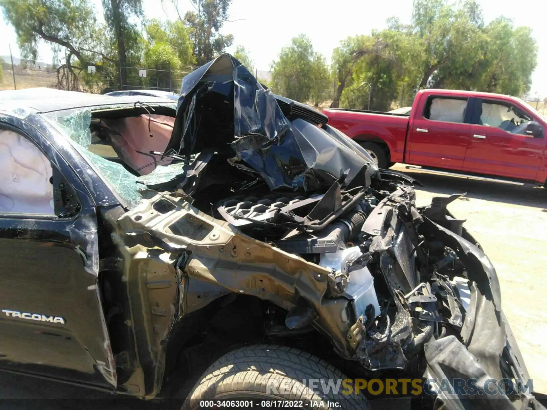 6 Photograph of a damaged car 3TMAZ5CN0NM172709 TOYOTA TACOMA 2WD 2022