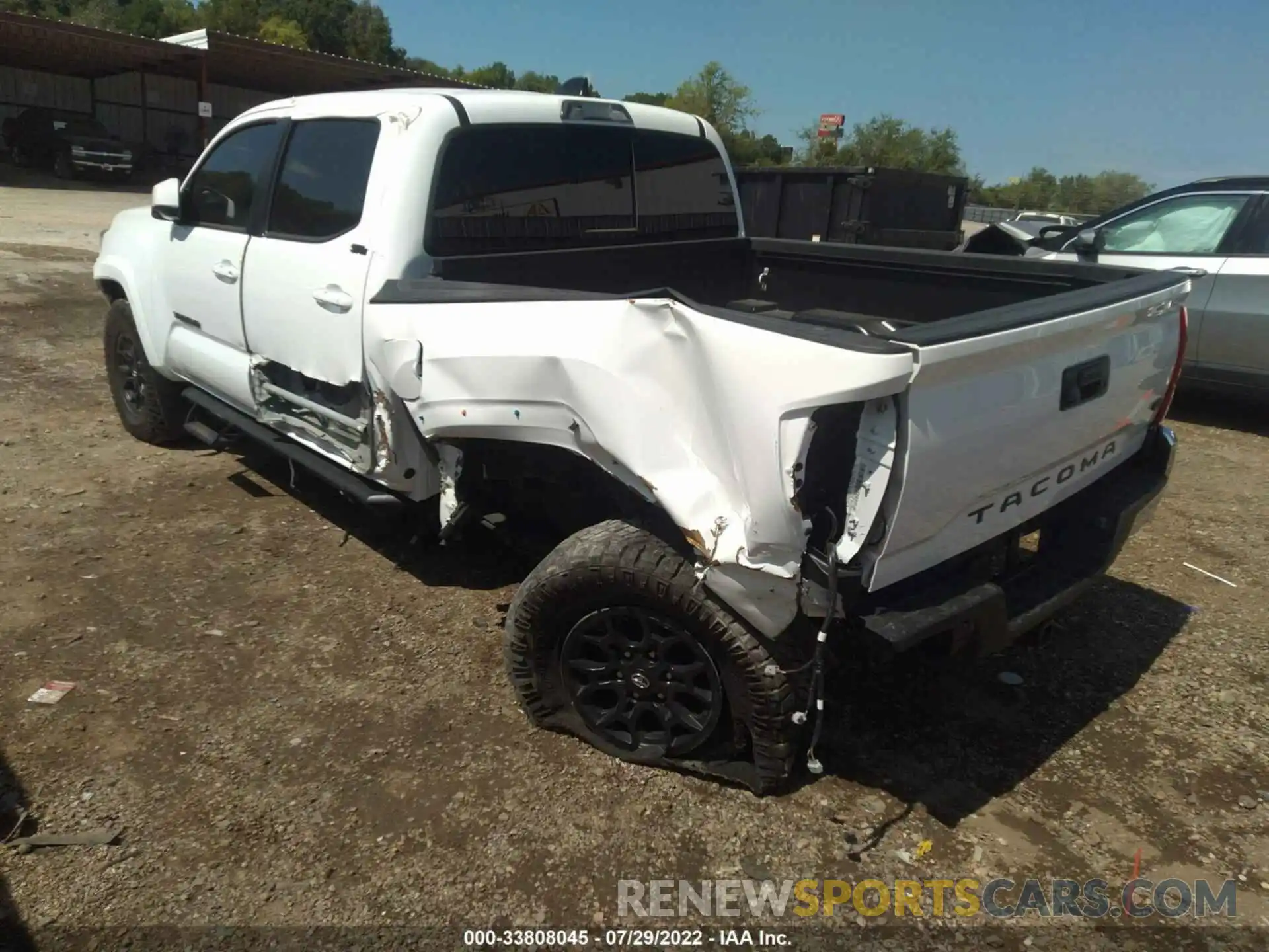 3 Photograph of a damaged car 3TMAZ5CN0NM176548 TOYOTA TACOMA 2WD 2022