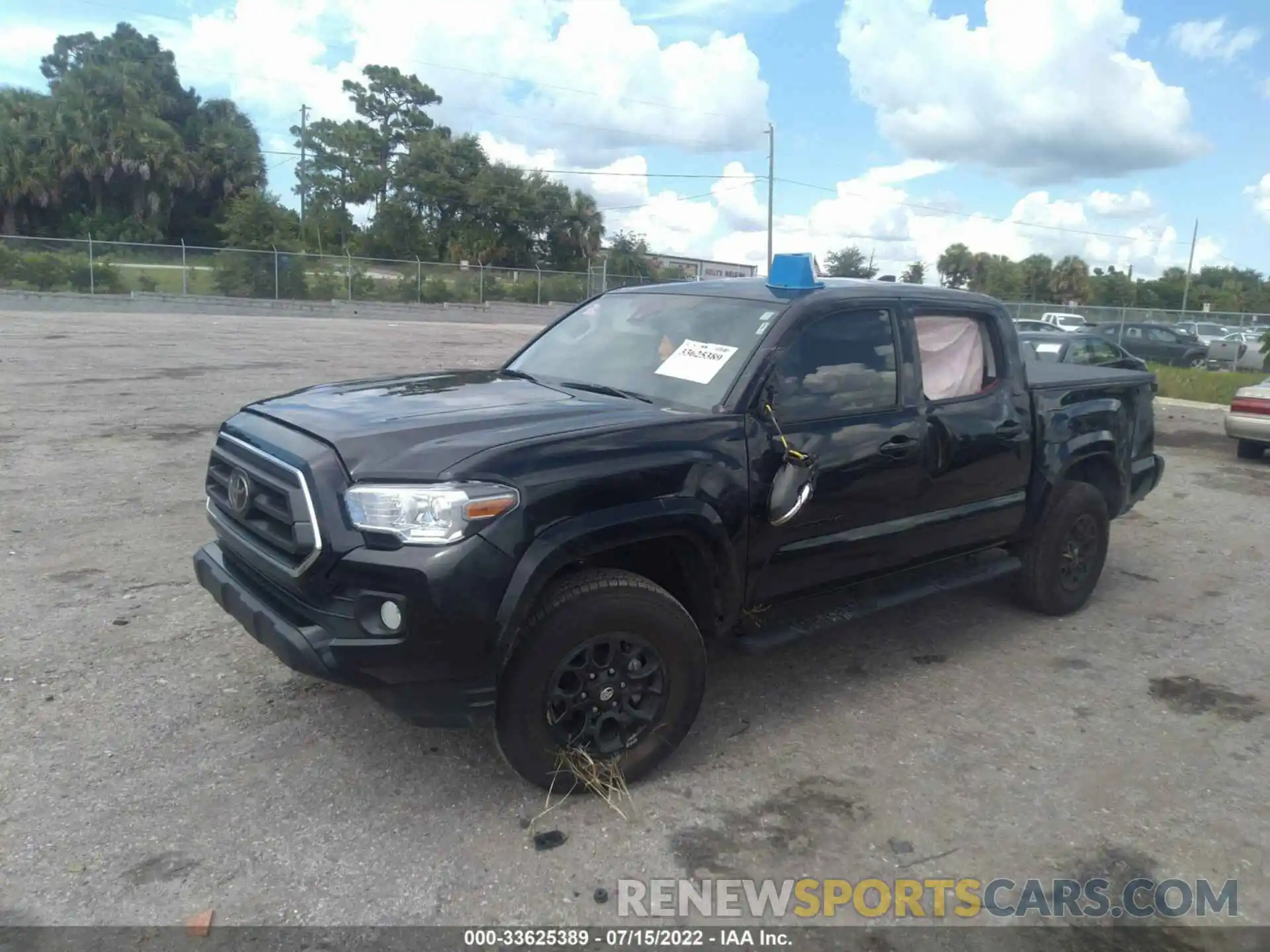 2 Photograph of a damaged car 3TMAZ5CN0NM181474 TOYOTA TACOMA 2WD 2022