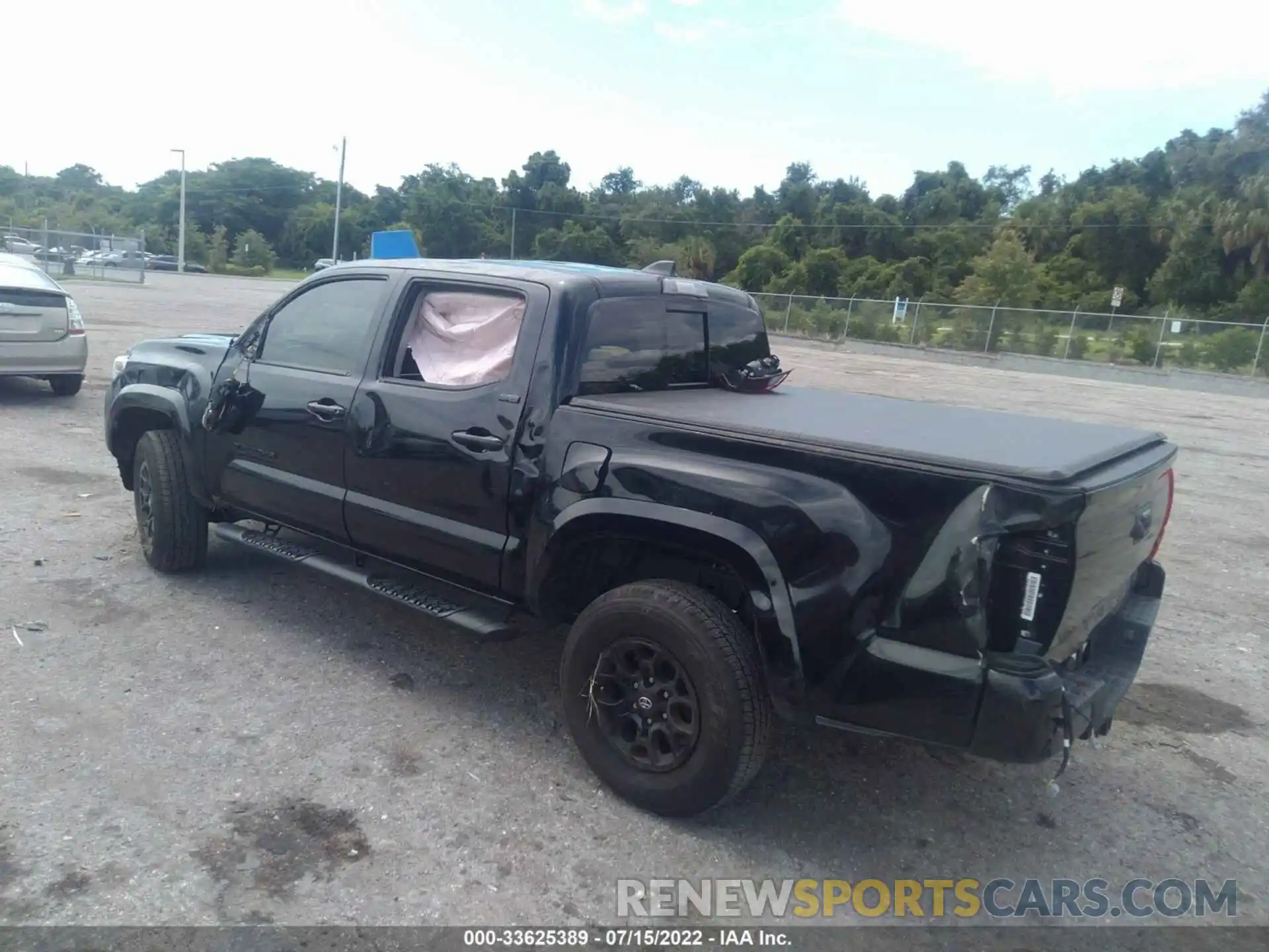 3 Photograph of a damaged car 3TMAZ5CN0NM181474 TOYOTA TACOMA 2WD 2022