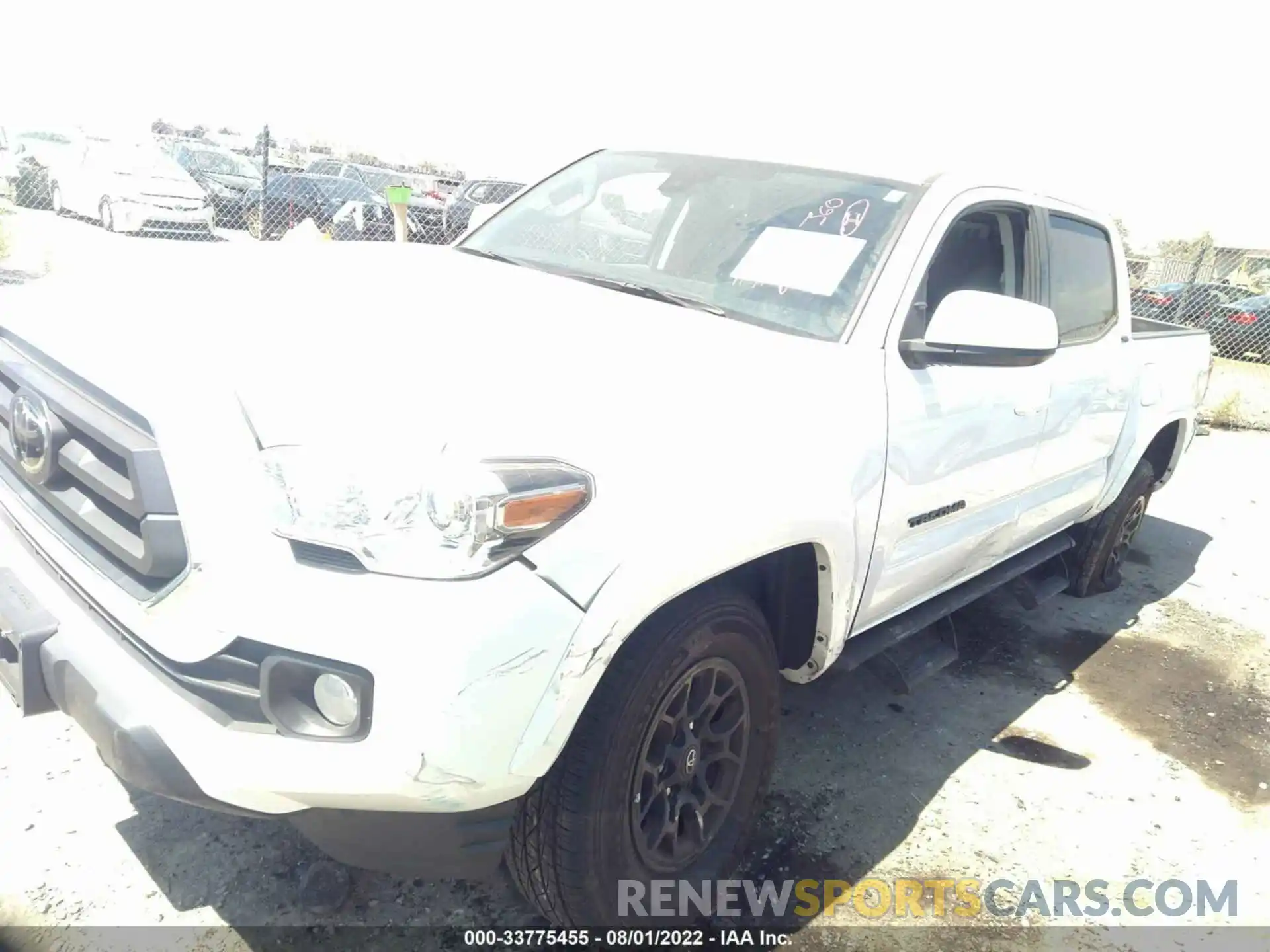 6 Photograph of a damaged car 3TMAZ5CN1NM163971 TOYOTA TACOMA 2WD 2022