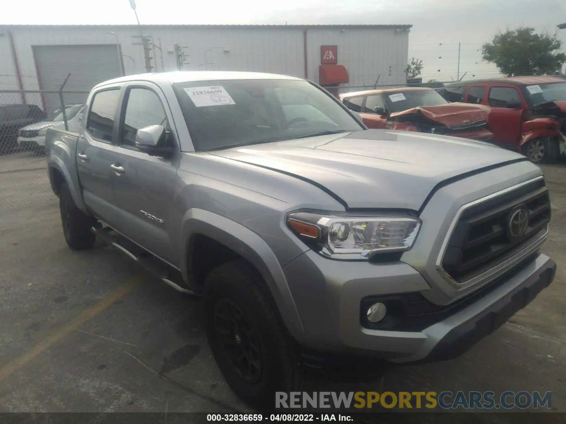 1 Photograph of a damaged car 3TMAZ5CN1NM167017 TOYOTA TACOMA 2WD 2022