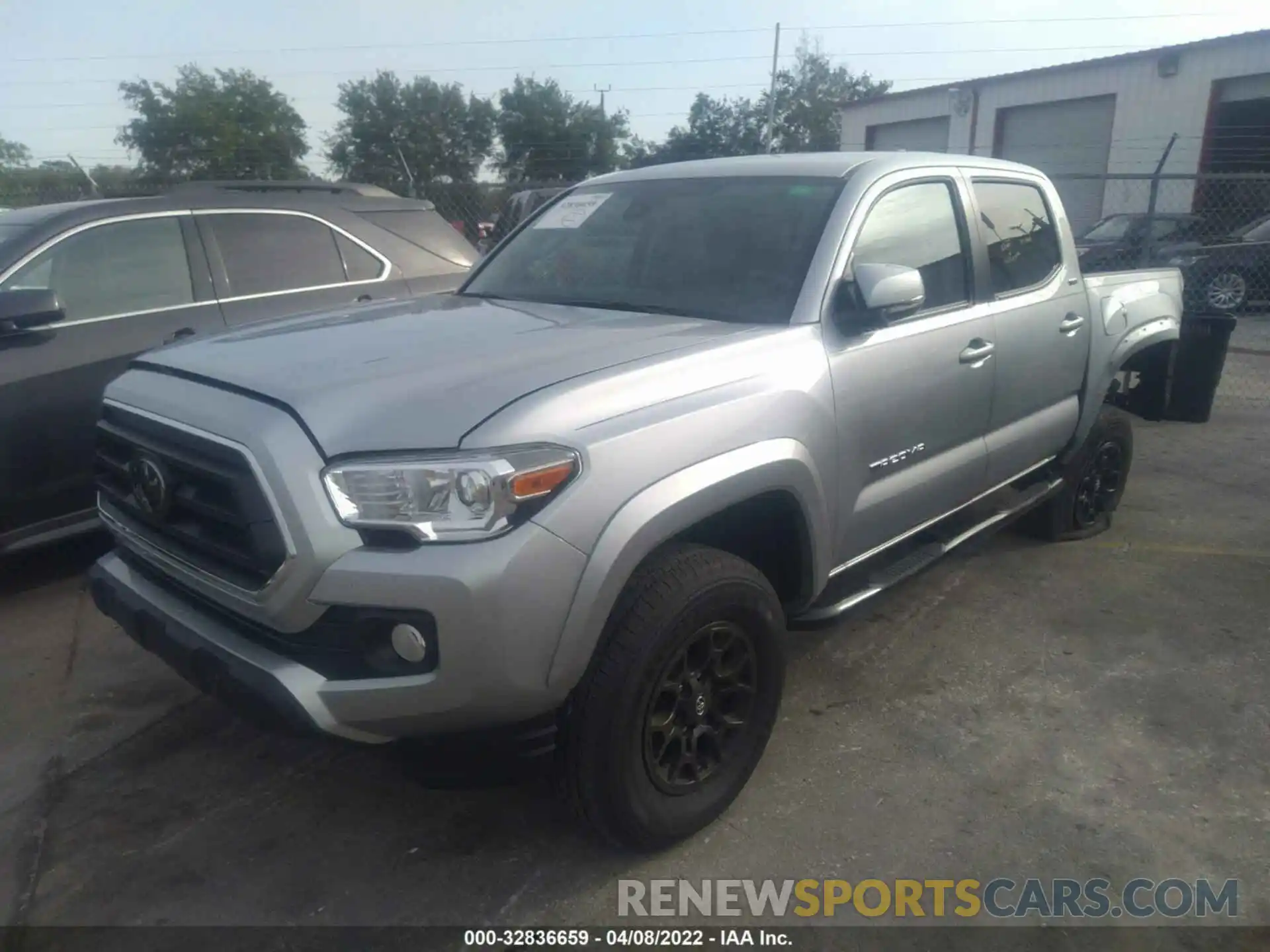 2 Photograph of a damaged car 3TMAZ5CN1NM167017 TOYOTA TACOMA 2WD 2022