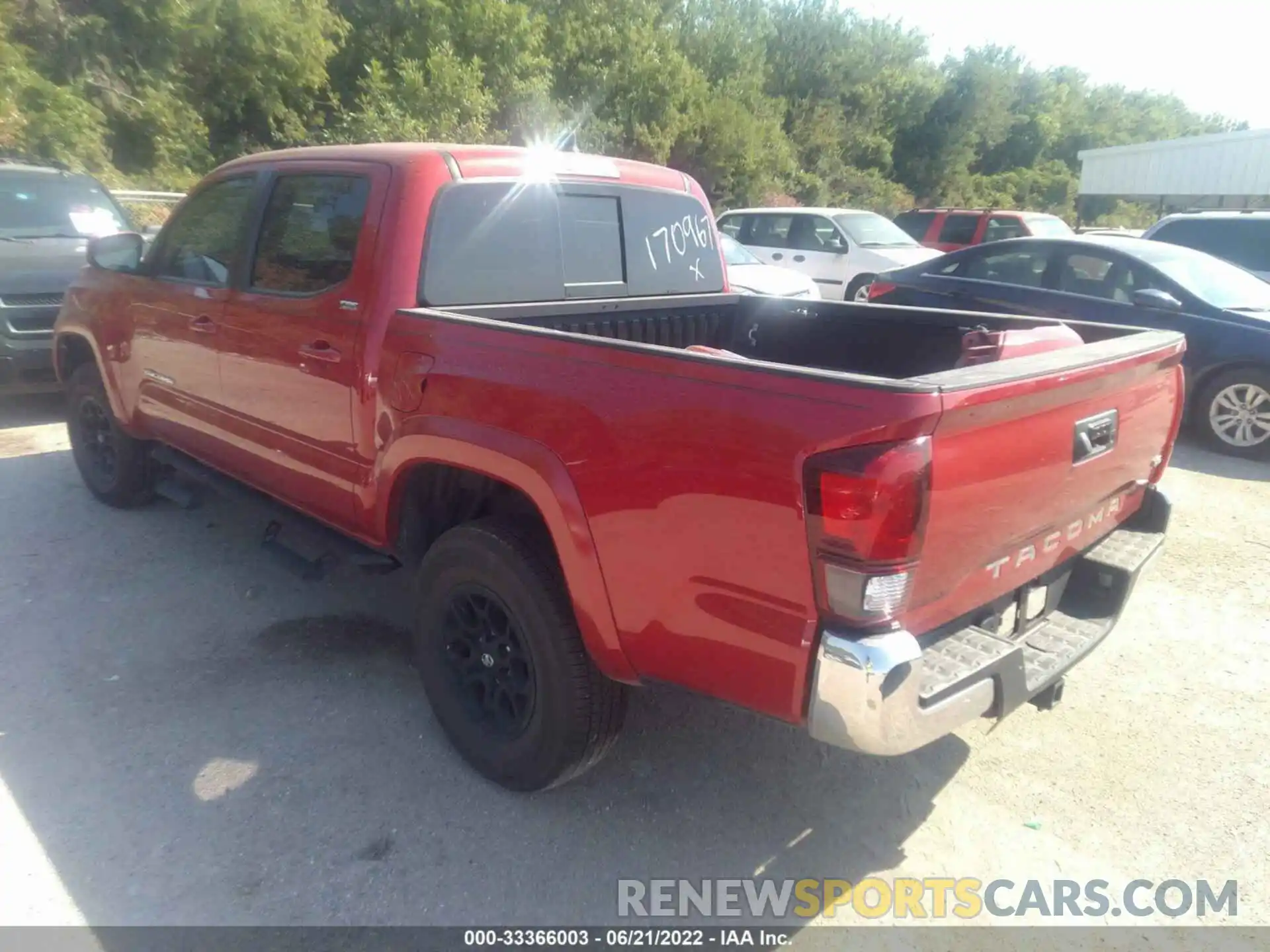 3 Photograph of a damaged car 3TMAZ5CN1NM170967 TOYOTA TACOMA 2WD 2022