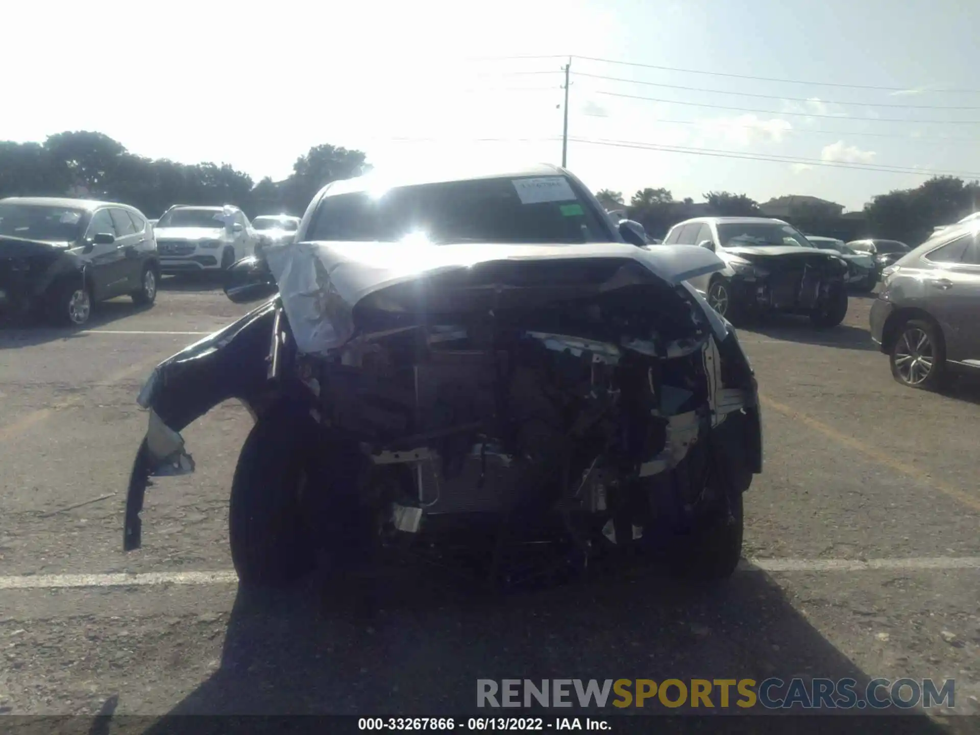 6 Photograph of a damaged car 3TMAZ5CN1NM179541 TOYOTA TACOMA 2WD 2022