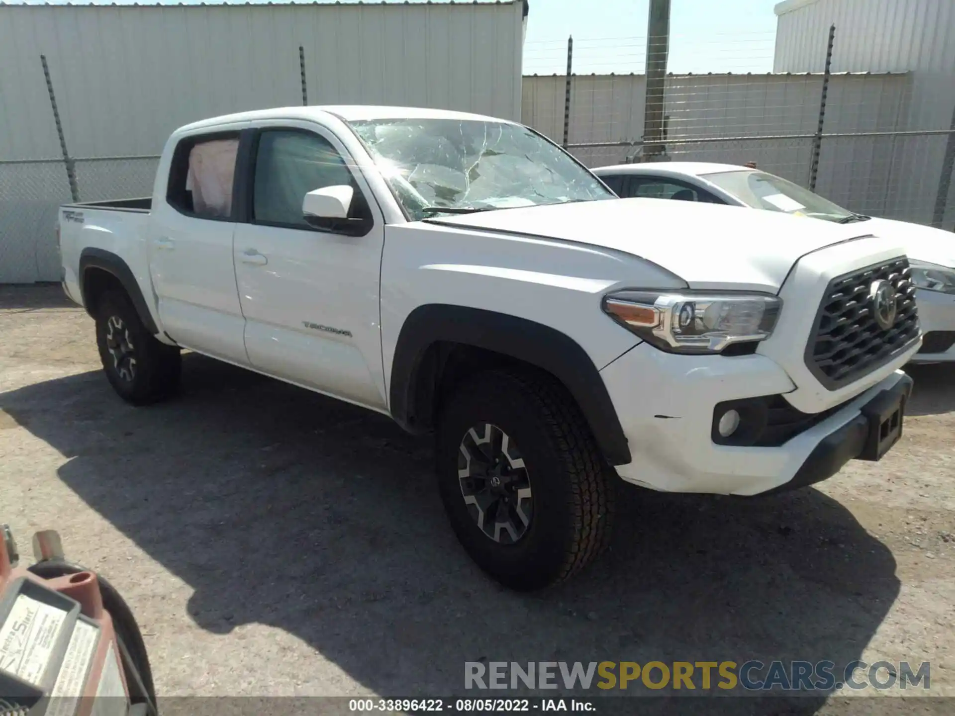 1 Photograph of a damaged car 3TMAZ5CN1NM182908 TOYOTA TACOMA 2WD 2022