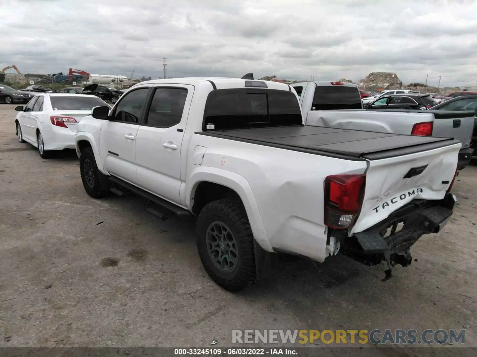 3 Фотография поврежденного автомобиля 3TMAZ5CN2NM168550 TOYOTA TACOMA 2WD 2022