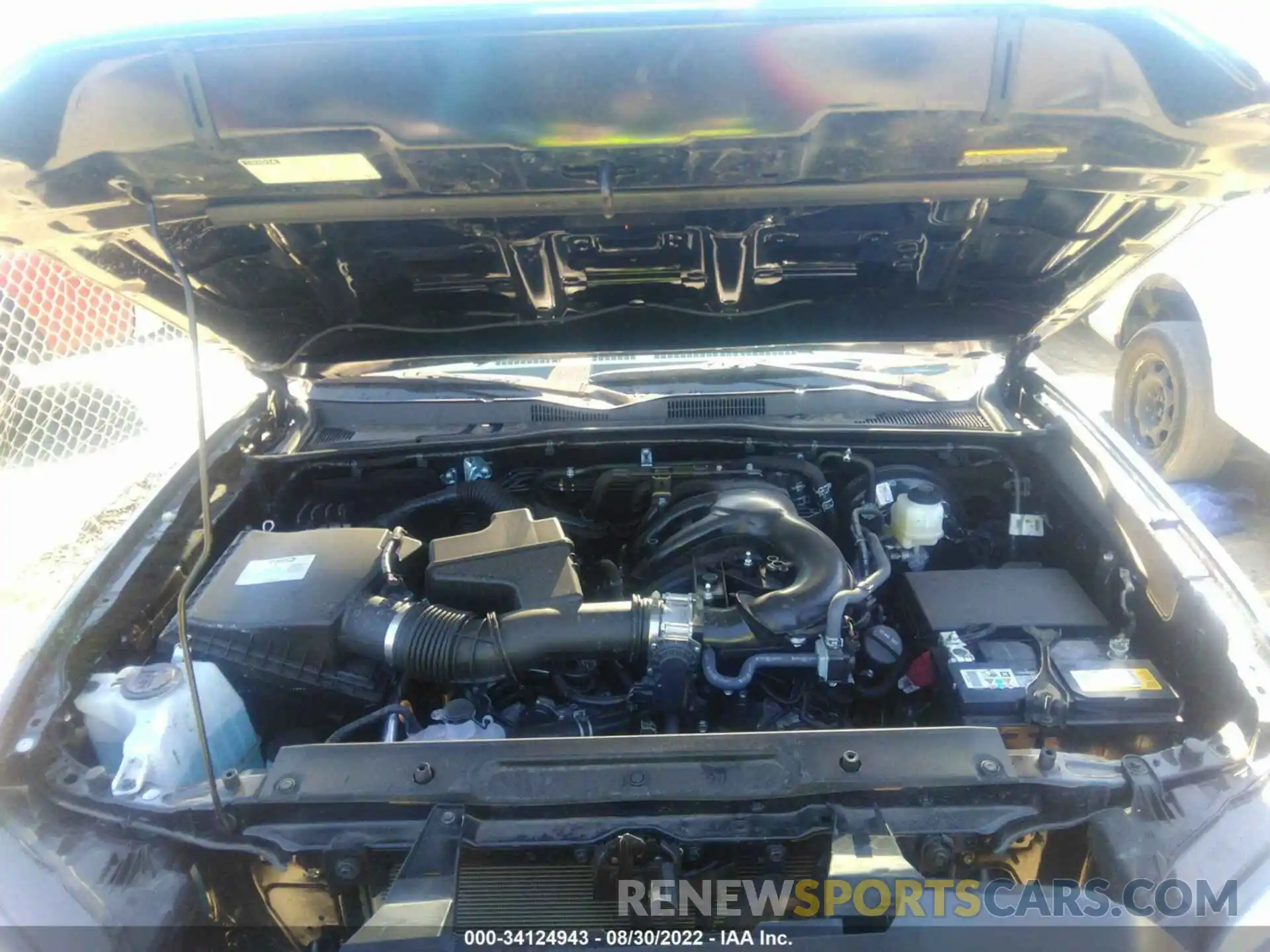 10 Photograph of a damaged car 3TMAZ5CN2NM175983 TOYOTA TACOMA 2WD 2022