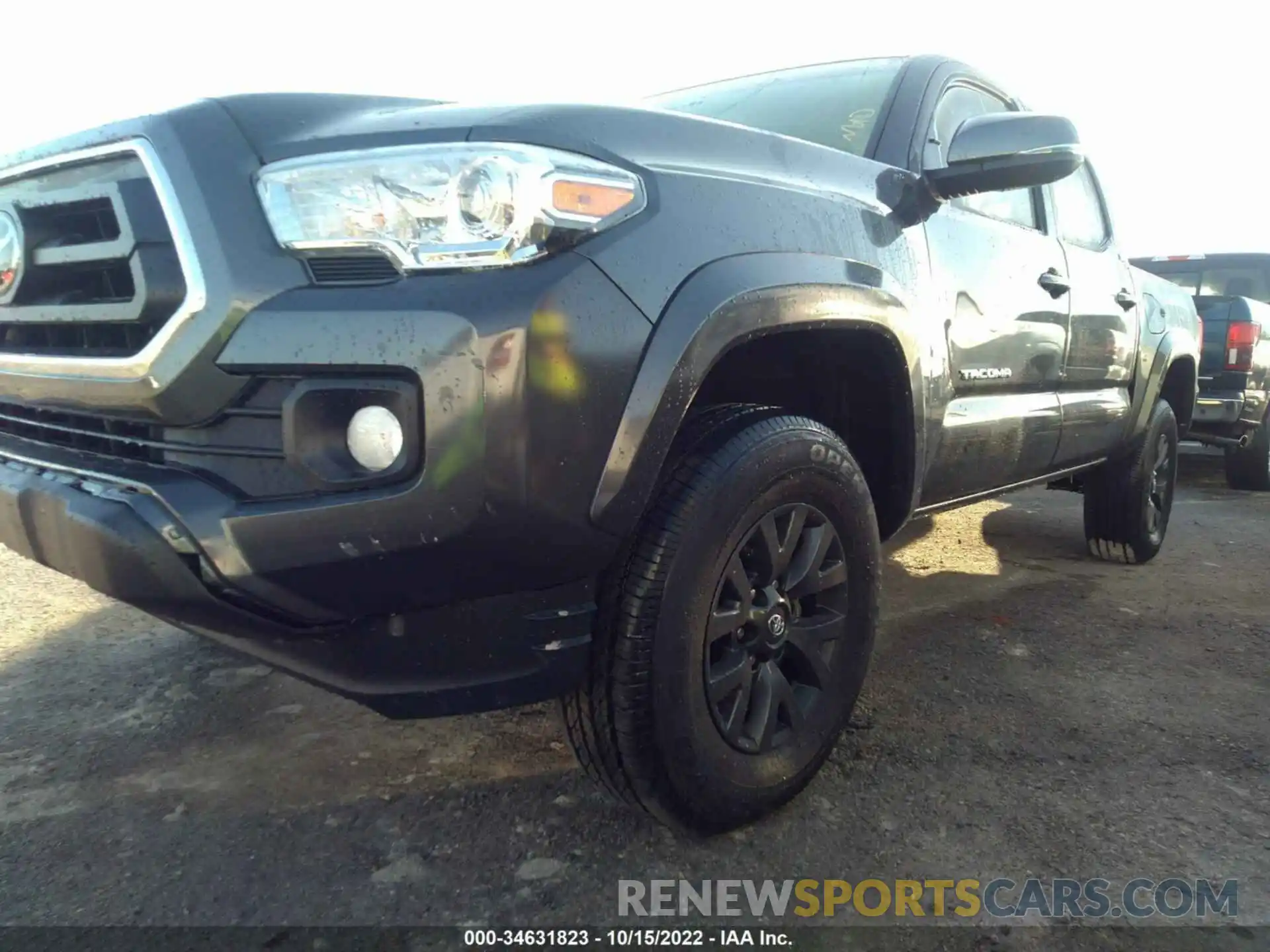 2 Photograph of a damaged car 3TMAZ5CN2NM191276 TOYOTA TACOMA 2WD 2022