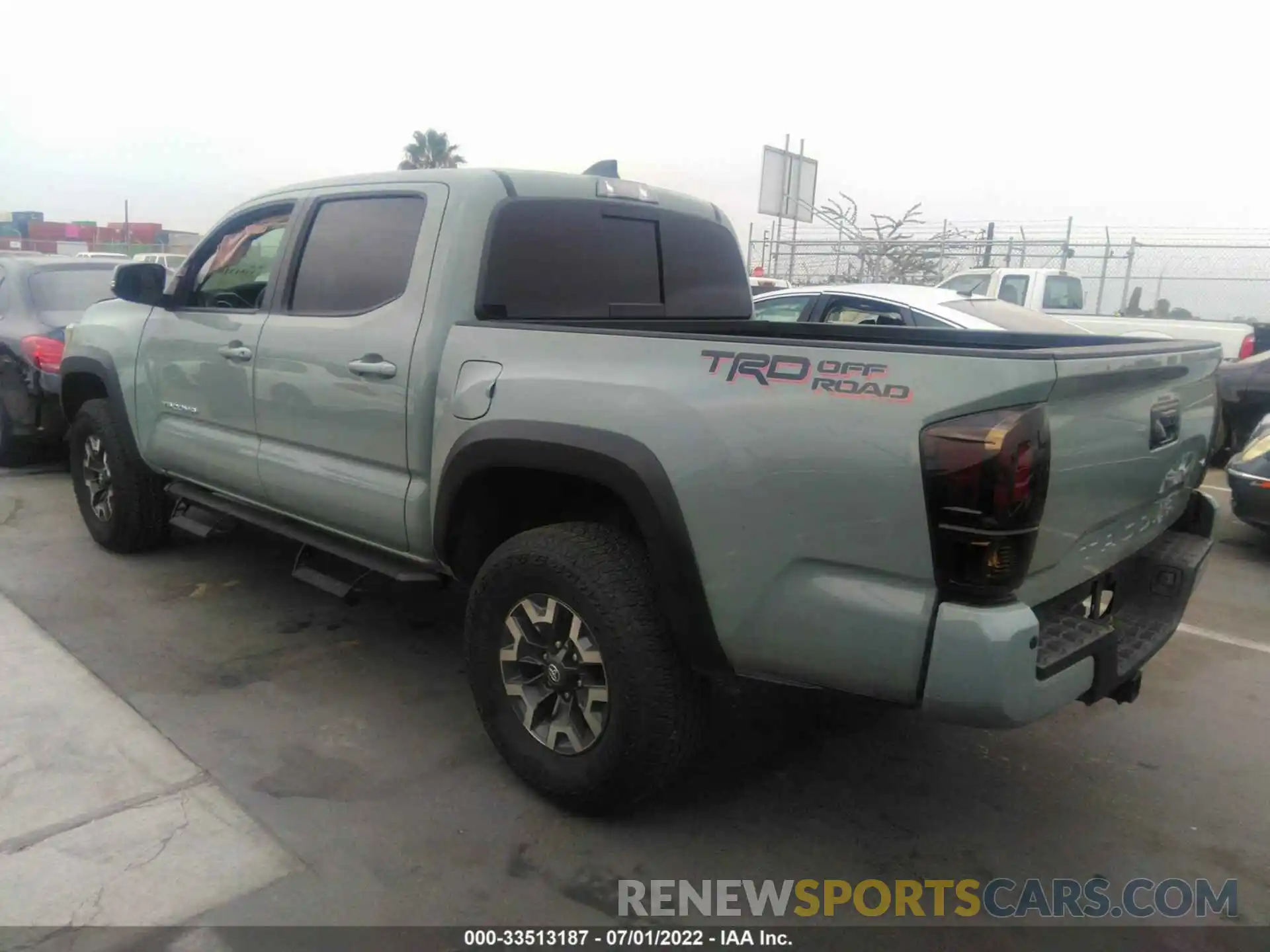 3 Фотография поврежденного автомобиля 3TMAZ5CN3NM162370 TOYOTA TACOMA 2WD 2022