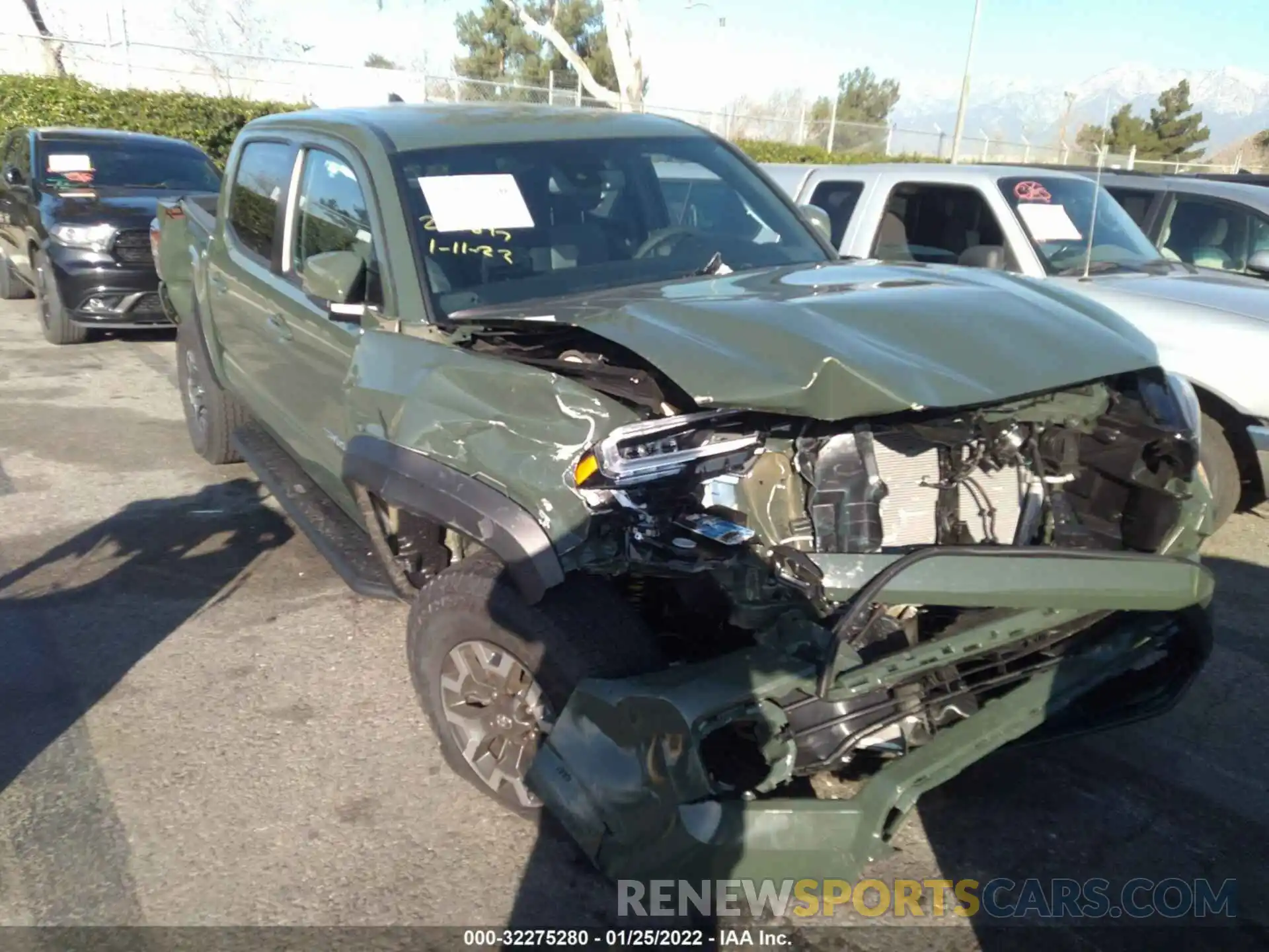 1 Photograph of a damaged car 3TMAZ5CN6NM168681 TOYOTA TACOMA 2WD 2022