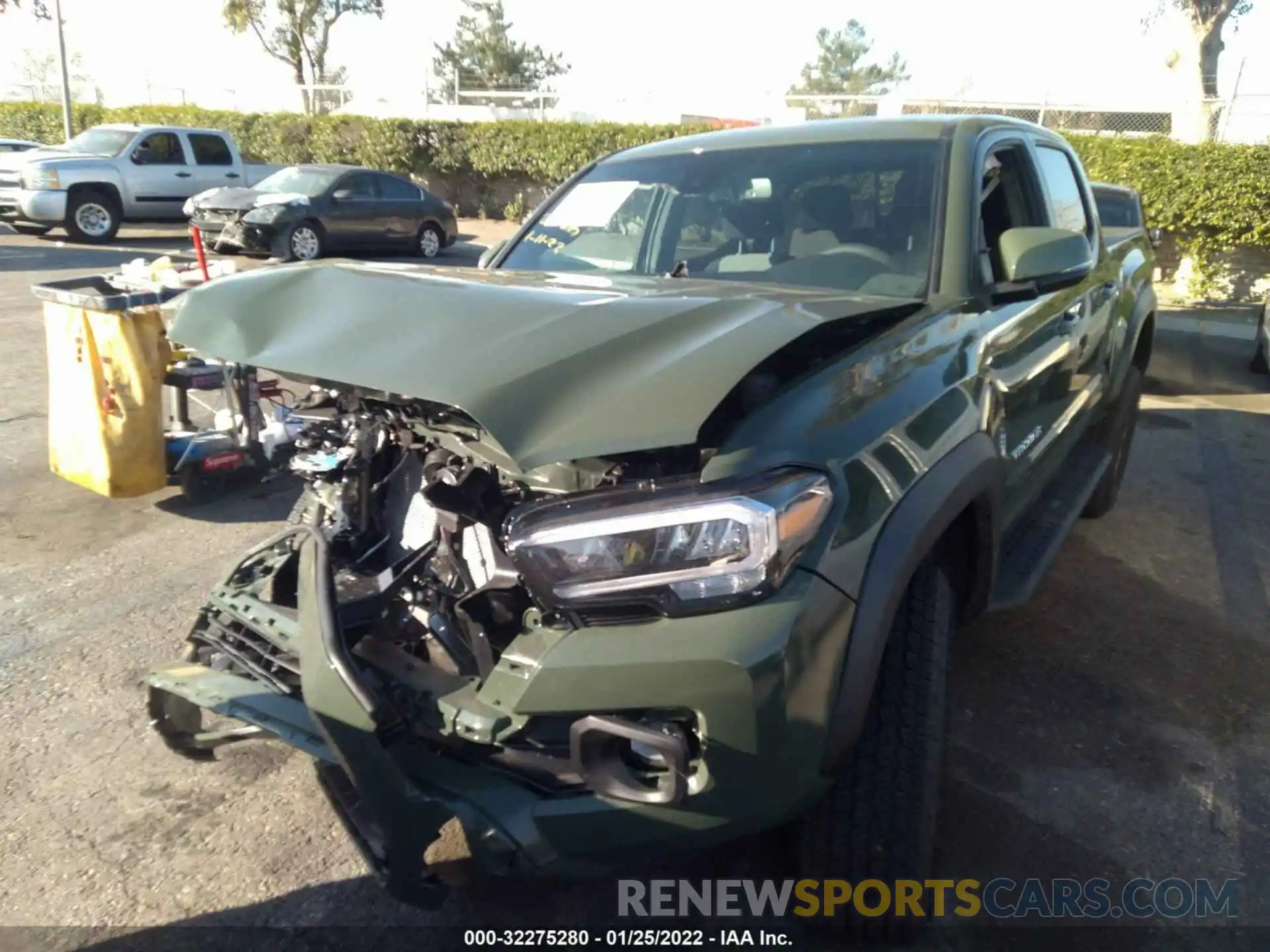 2 Photograph of a damaged car 3TMAZ5CN6NM168681 TOYOTA TACOMA 2WD 2022