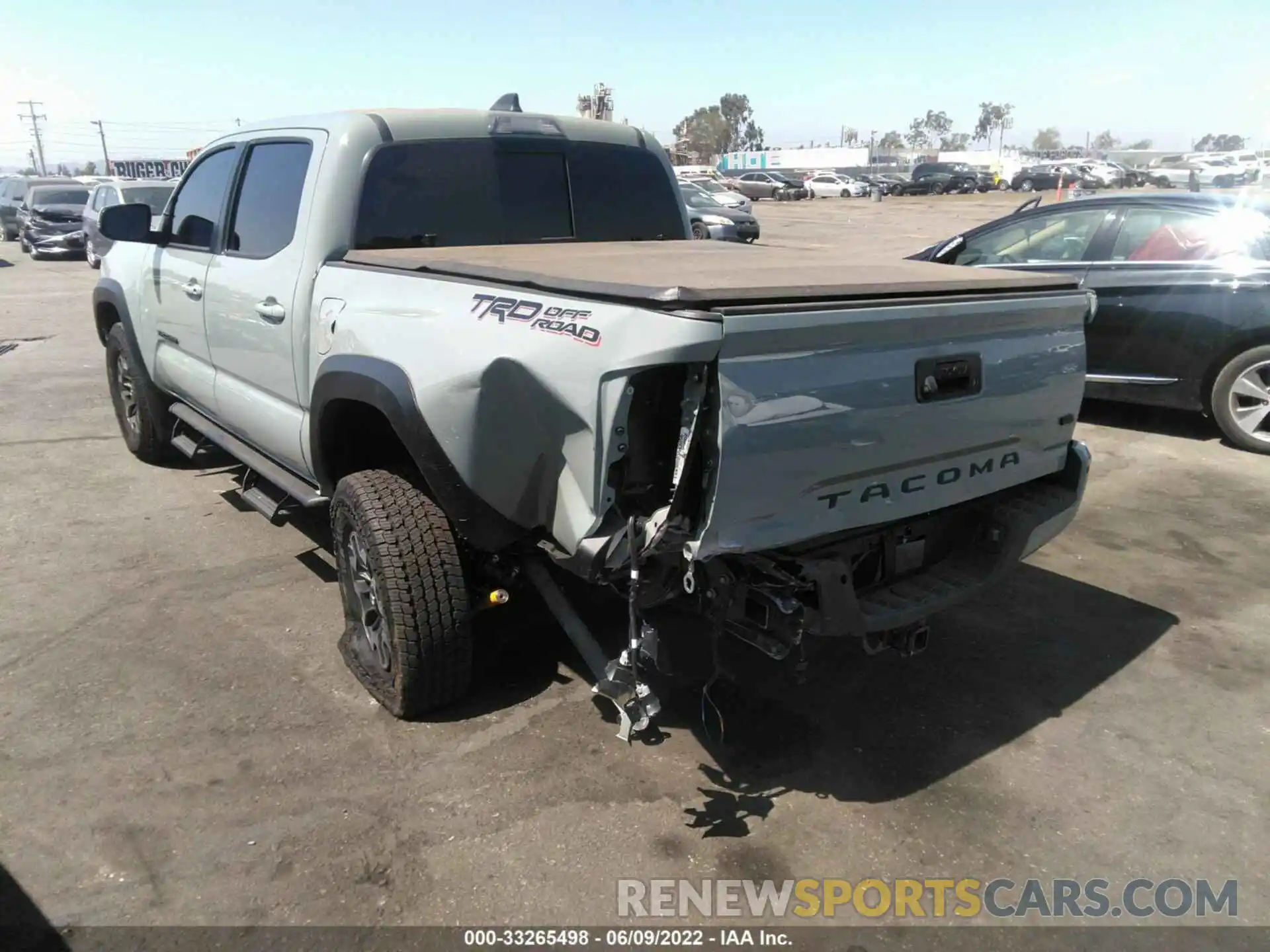 3 Photograph of a damaged car 3TMAZ5CN6NM178160 TOYOTA TACOMA 2WD 2022