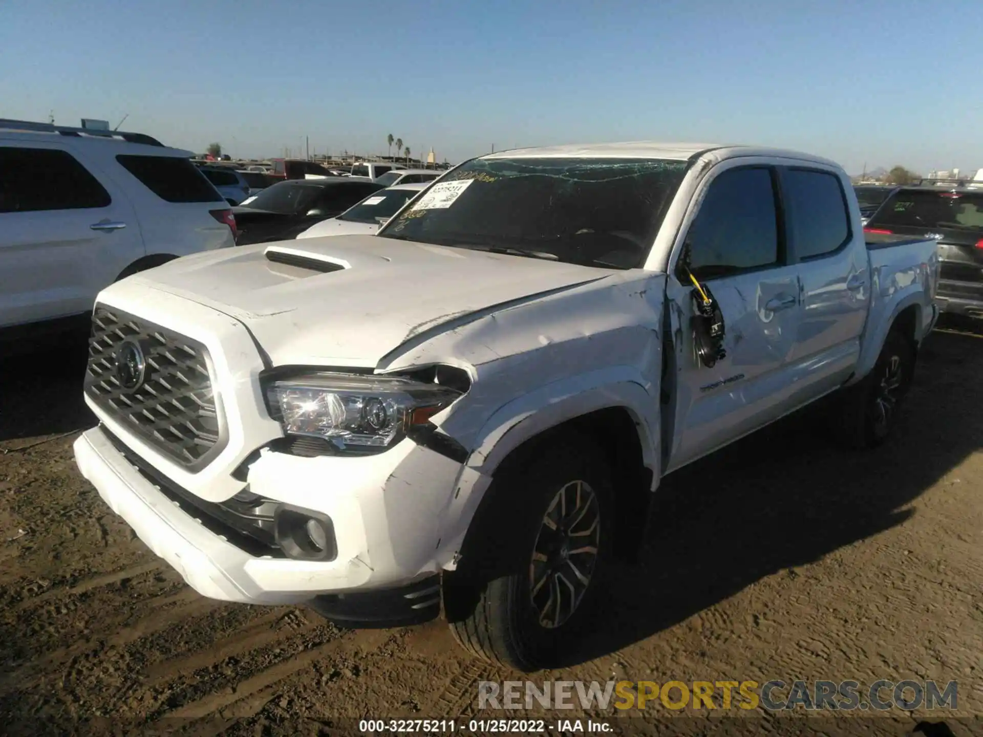 2 Photograph of a damaged car 3TMAZ5CN7NM164445 TOYOTA TACOMA 2WD 2022