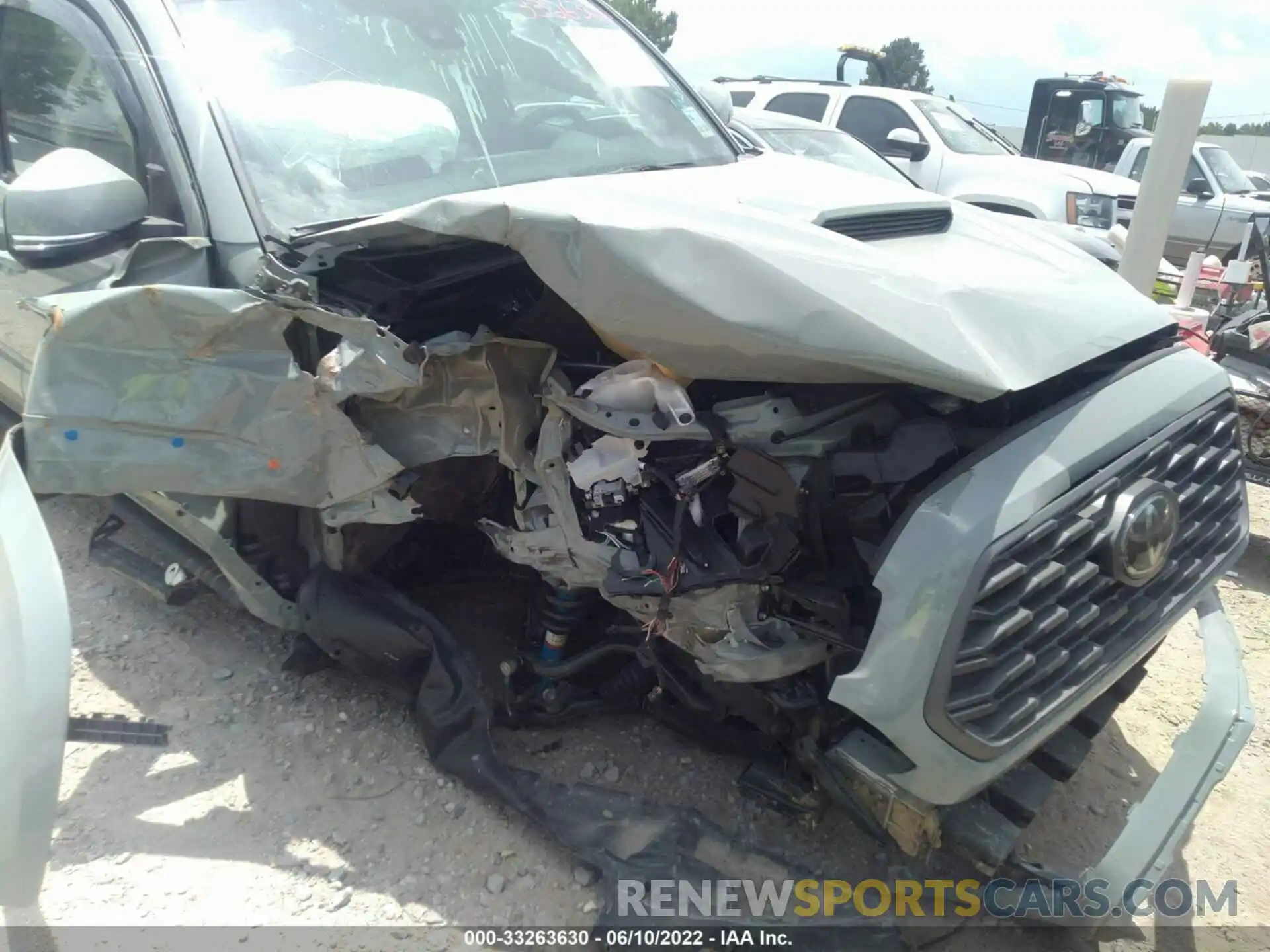 6 Photograph of a damaged car 3TMAZ5CN7NM166597 TOYOTA TACOMA 2WD 2022