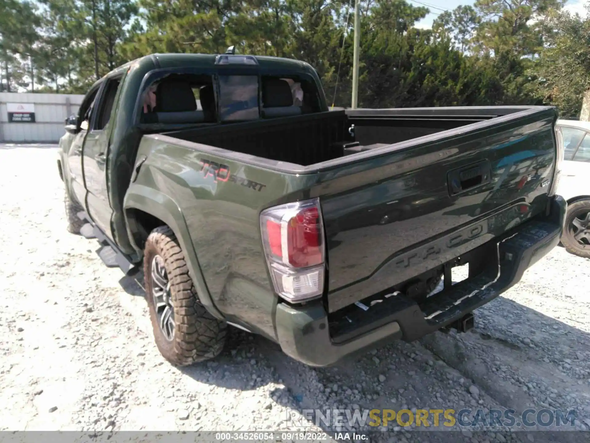 3 Photograph of a damaged car 3TMAZ5CN7NM169502 TOYOTA TACOMA 2WD 2022