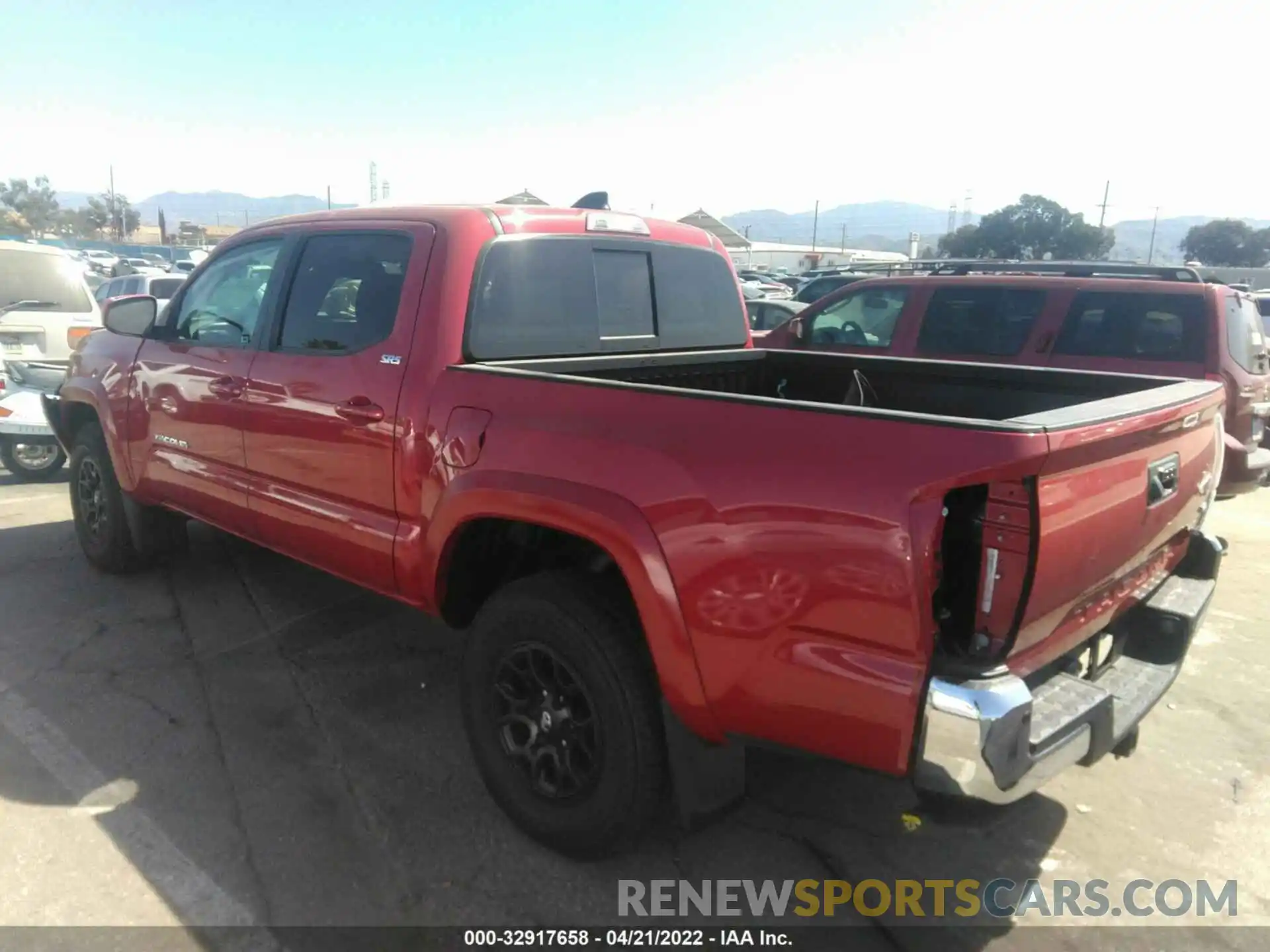 3 Photograph of a damaged car 3TMAZ5CN8NM174269 TOYOTA TACOMA 2WD 2022