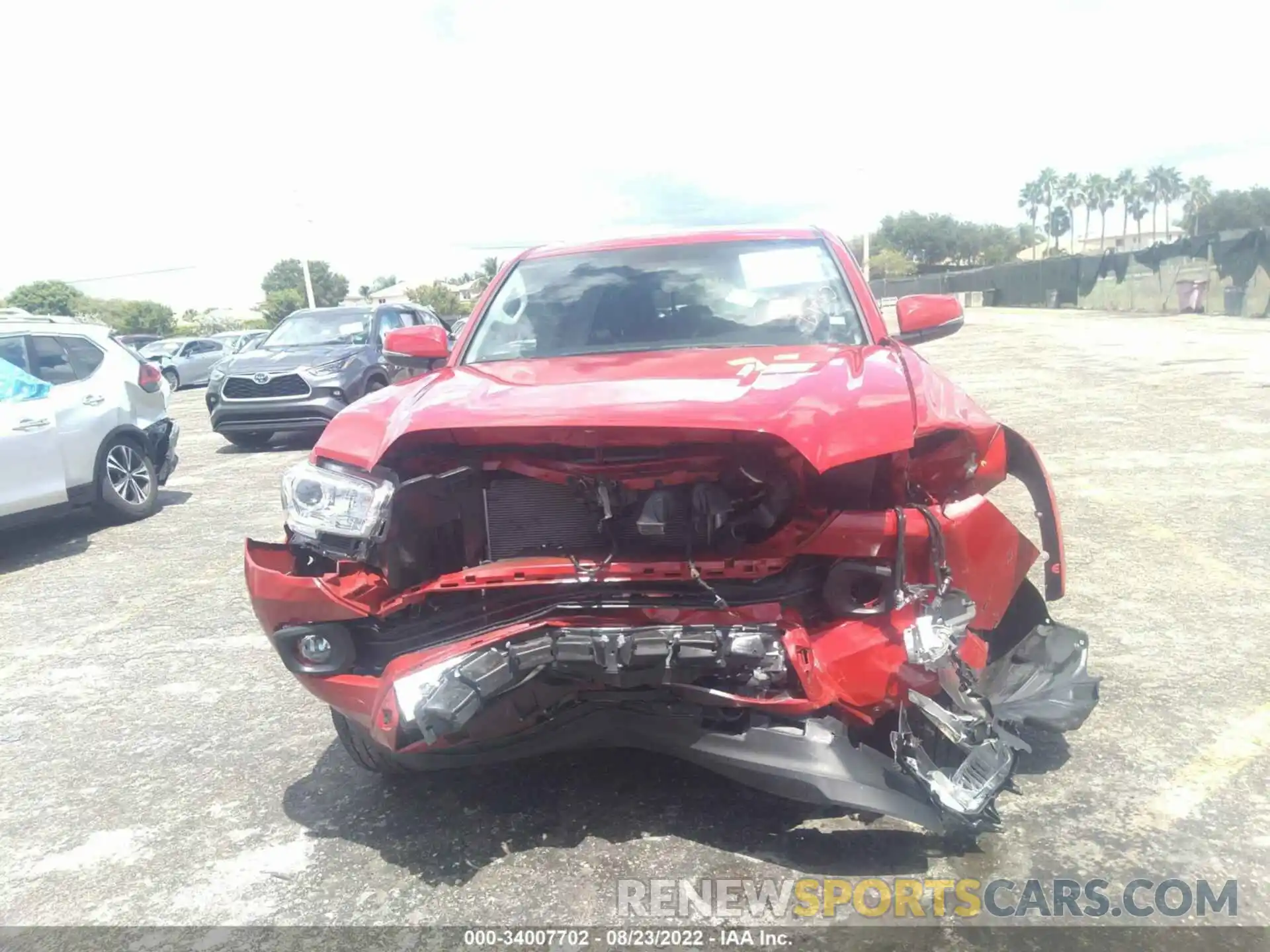 6 Photograph of a damaged car 3TMAZ5CN8NM181139 TOYOTA TACOMA 2WD 2022