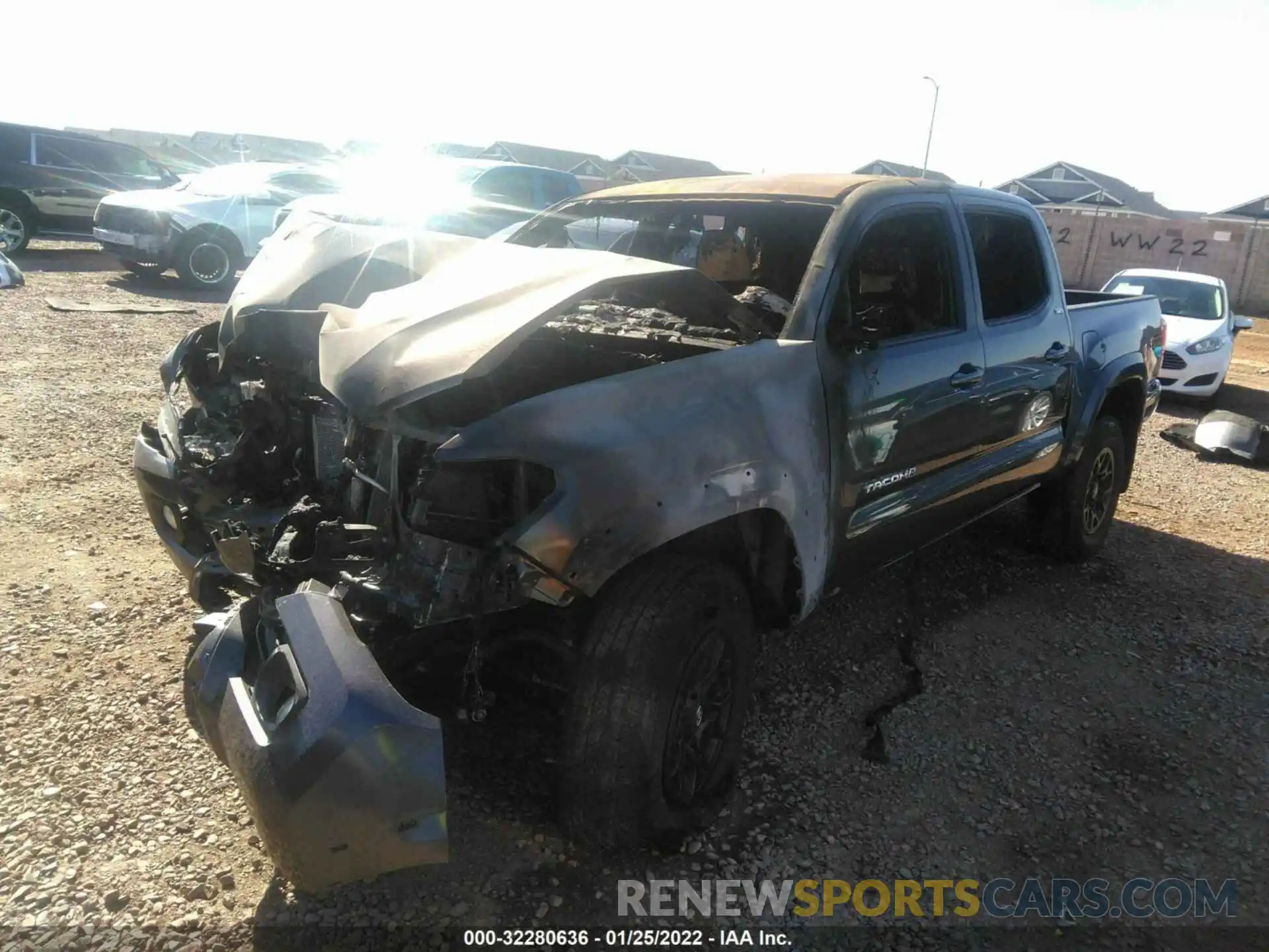 2 Photograph of a damaged car 3TMAZ5CN9NM164625 TOYOTA TACOMA 2WD 2022