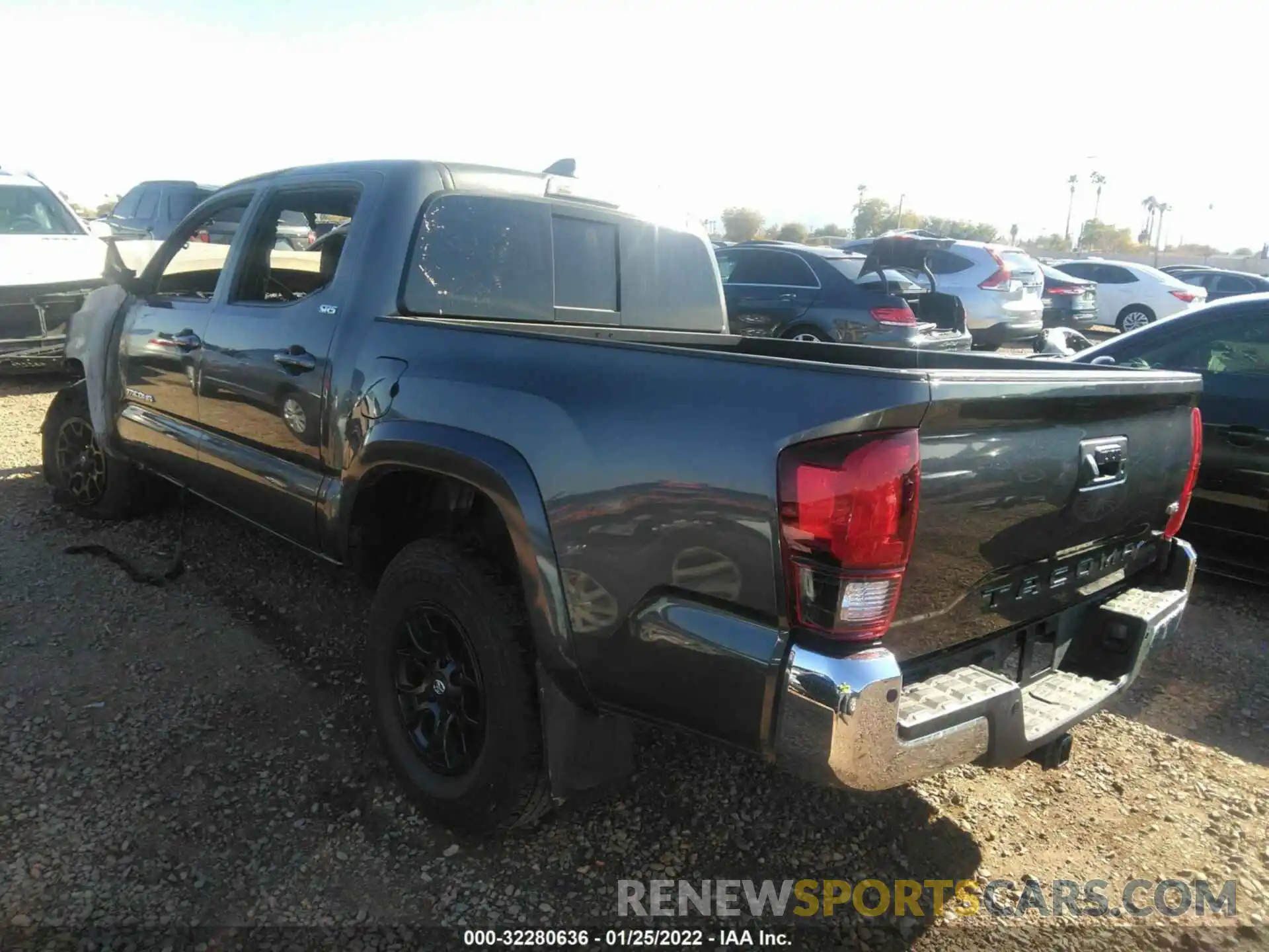 3 Photograph of a damaged car 3TMAZ5CN9NM164625 TOYOTA TACOMA 2WD 2022