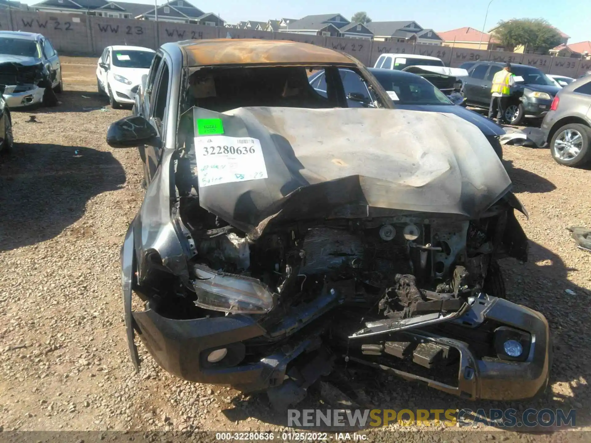 6 Photograph of a damaged car 3TMAZ5CN9NM164625 TOYOTA TACOMA 2WD 2022