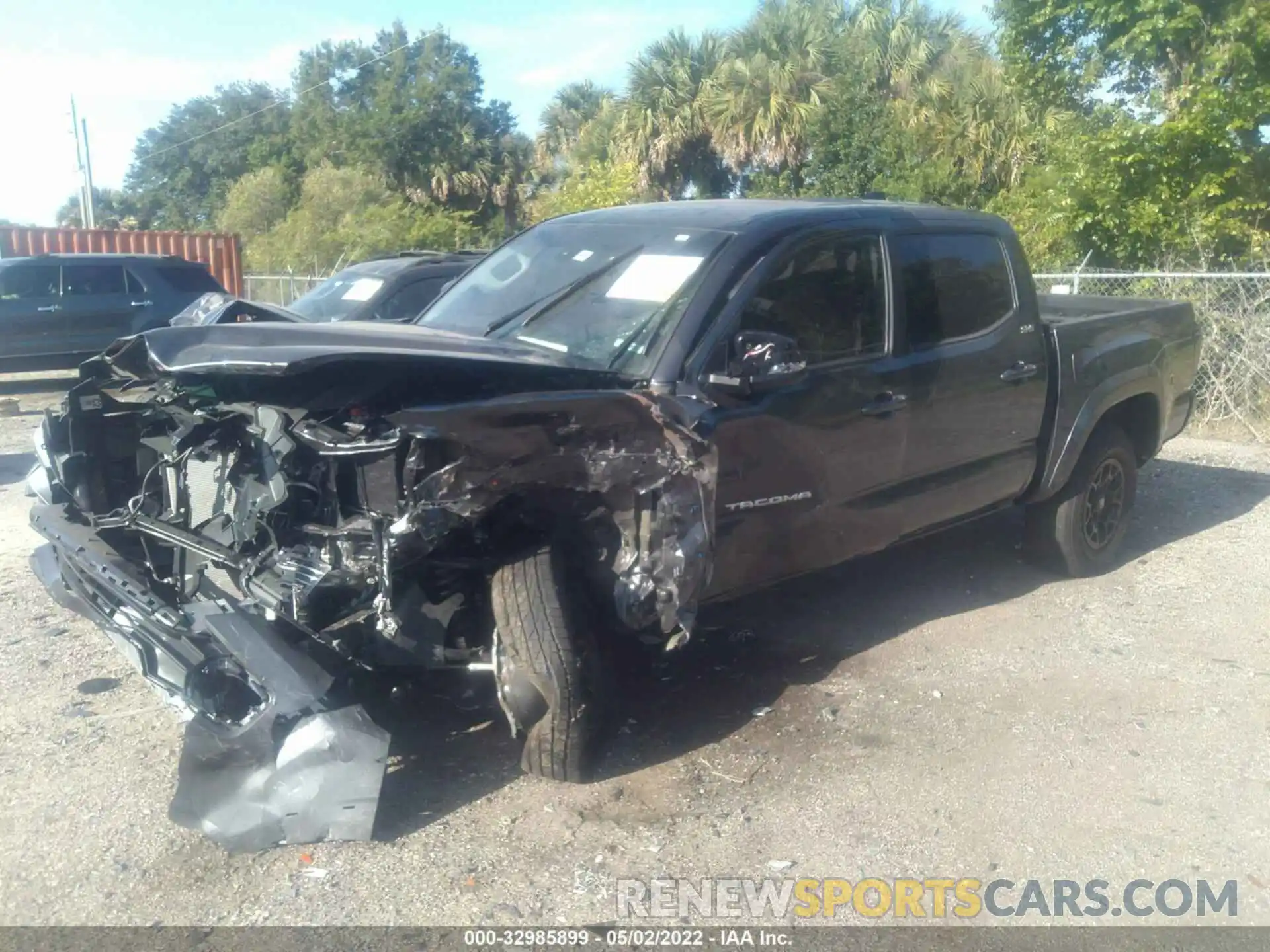 2 Photograph of a damaged car 3TMAZ5CN9NM167637 TOYOTA TACOMA 2WD 2022