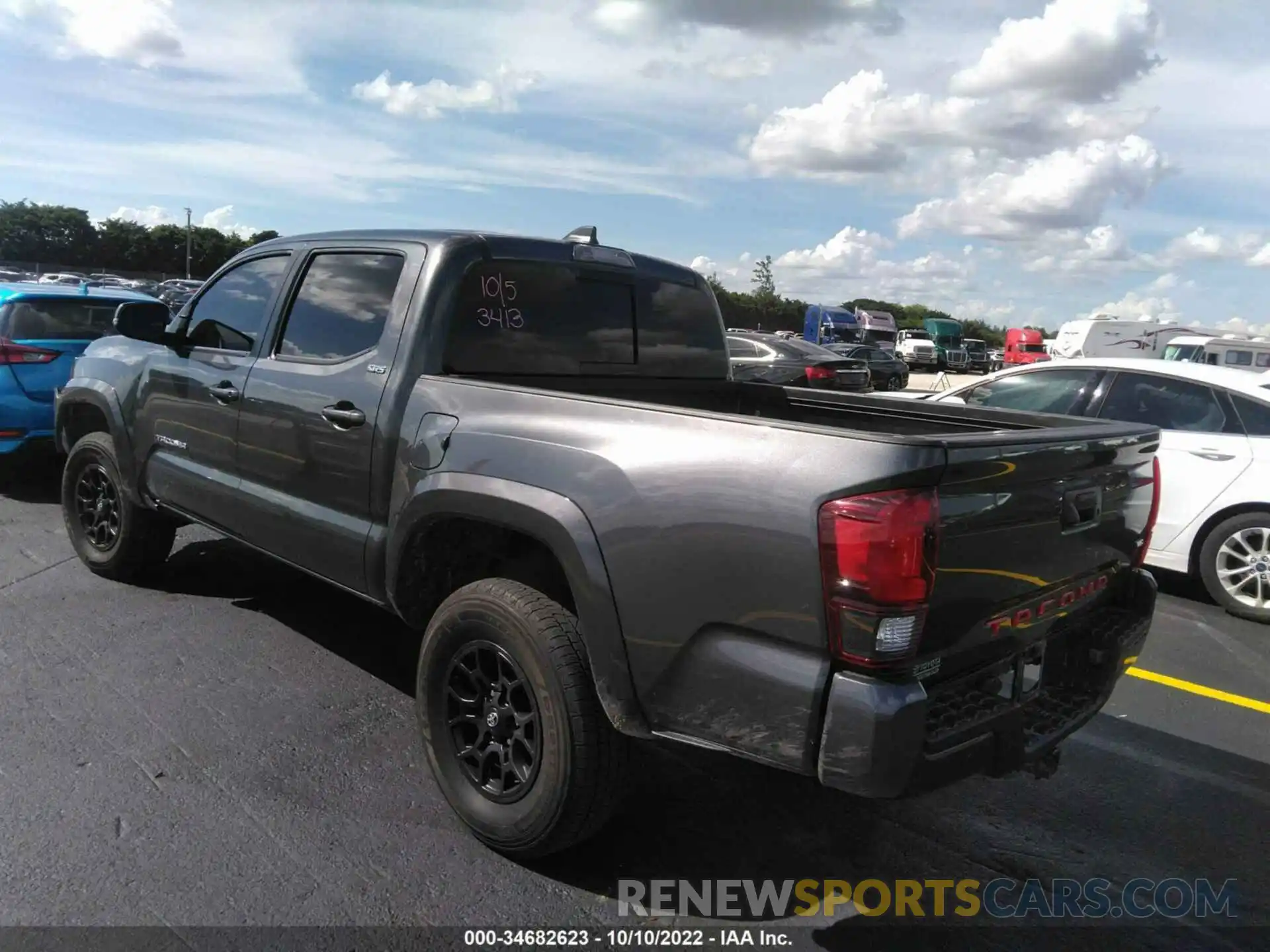 3 Photograph of a damaged car 3TMAZ5CNXNM163581 TOYOTA TACOMA 2WD 2022