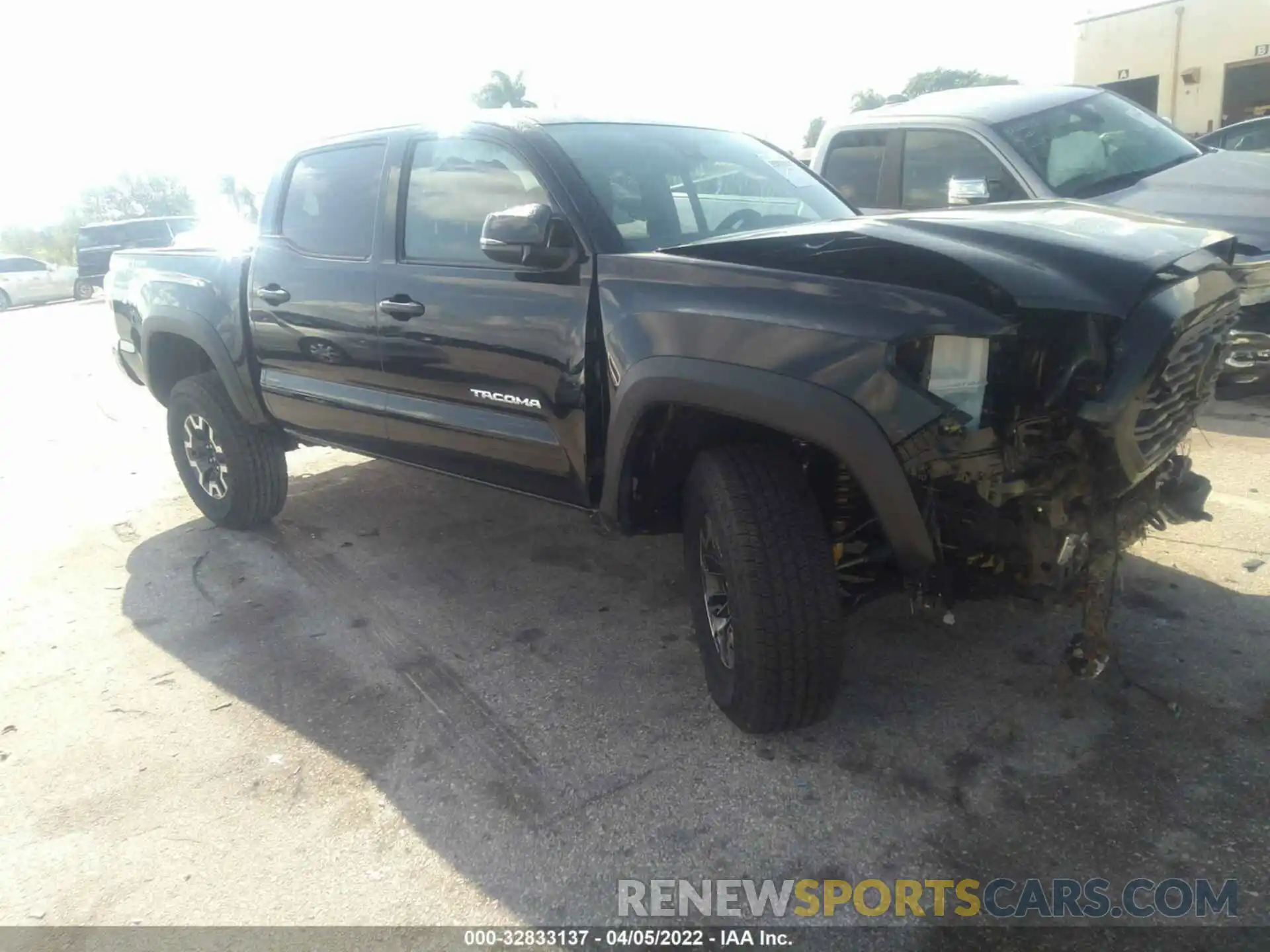 1 Photograph of a damaged car 3TMAZ5CNXNM171714 TOYOTA TACOMA 2WD 2022