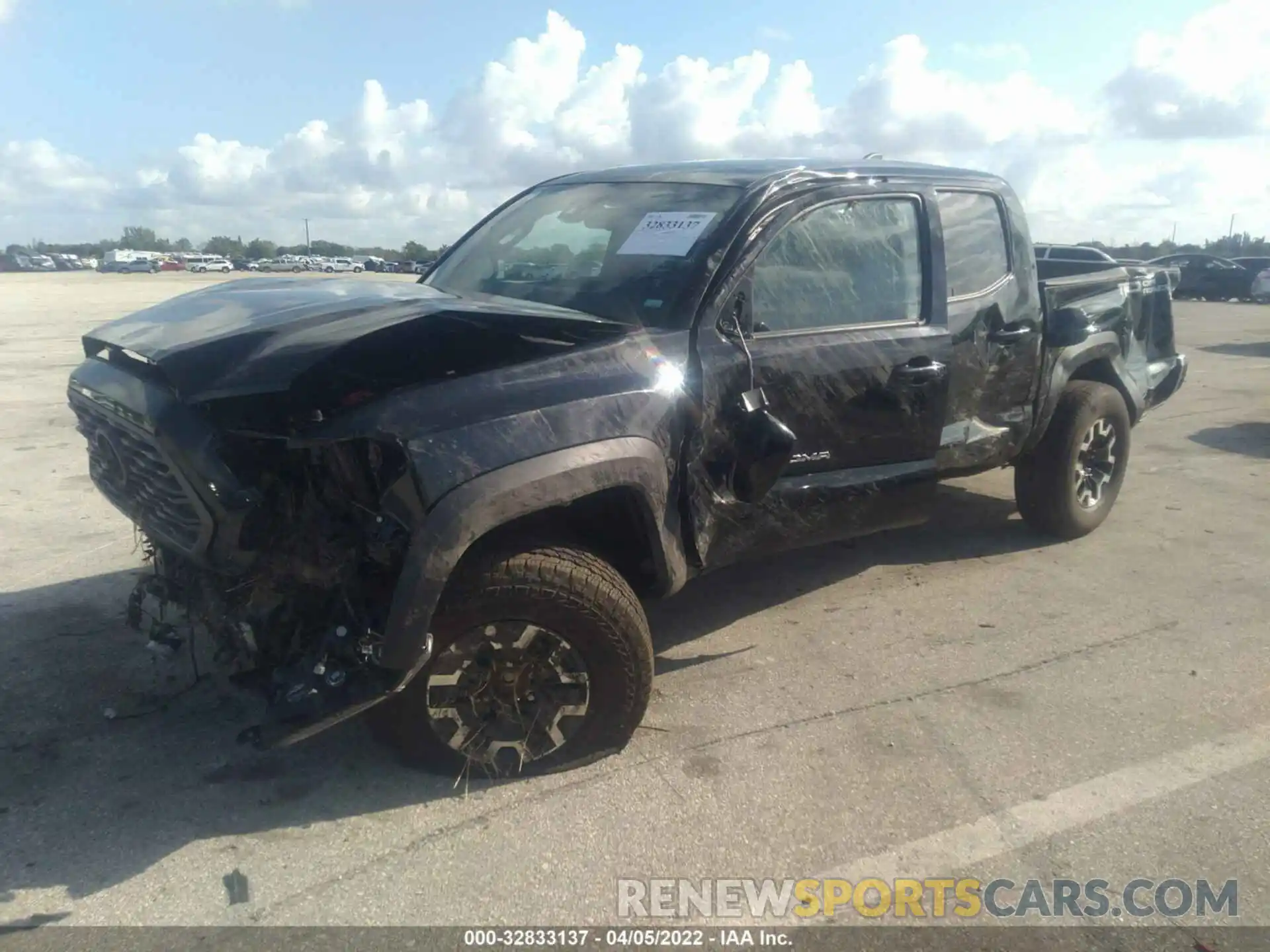 2 Photograph of a damaged car 3TMAZ5CNXNM171714 TOYOTA TACOMA 2WD 2022