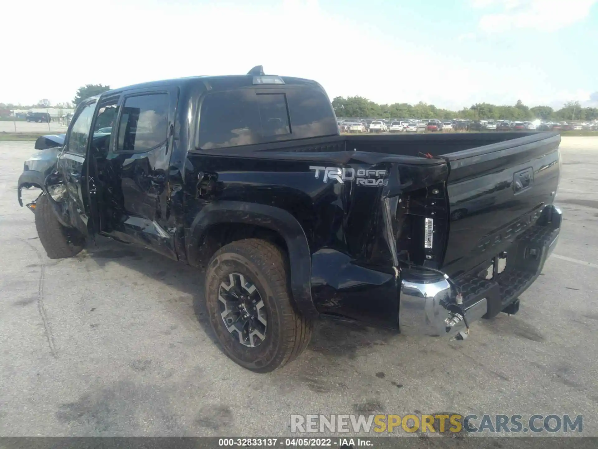 3 Photograph of a damaged car 3TMAZ5CNXNM171714 TOYOTA TACOMA 2WD 2022