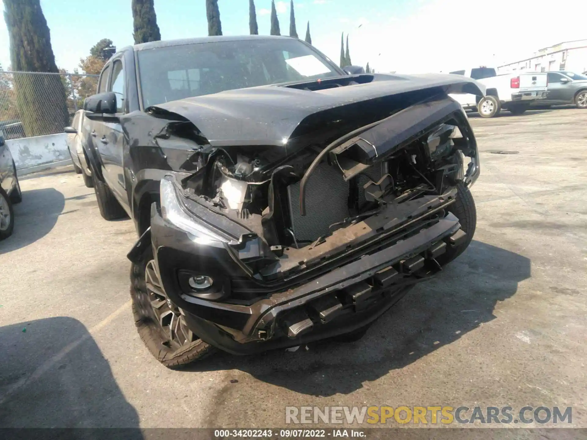 6 Photograph of a damaged car 3TMBZ5DN0NM035532 TOYOTA TACOMA 2WD 2022