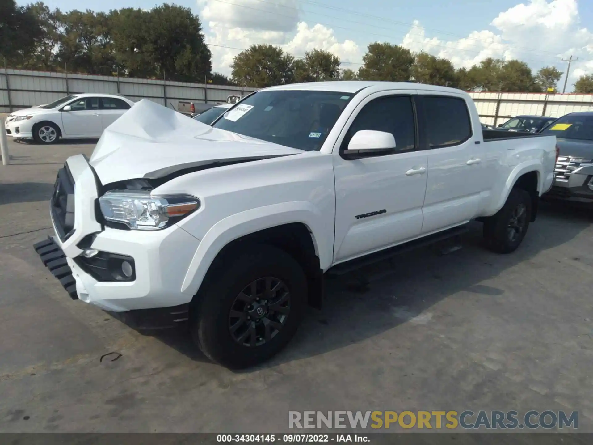 2 Photograph of a damaged car 3TMBZ5DN1NM033448 TOYOTA TACOMA 2WD 2022